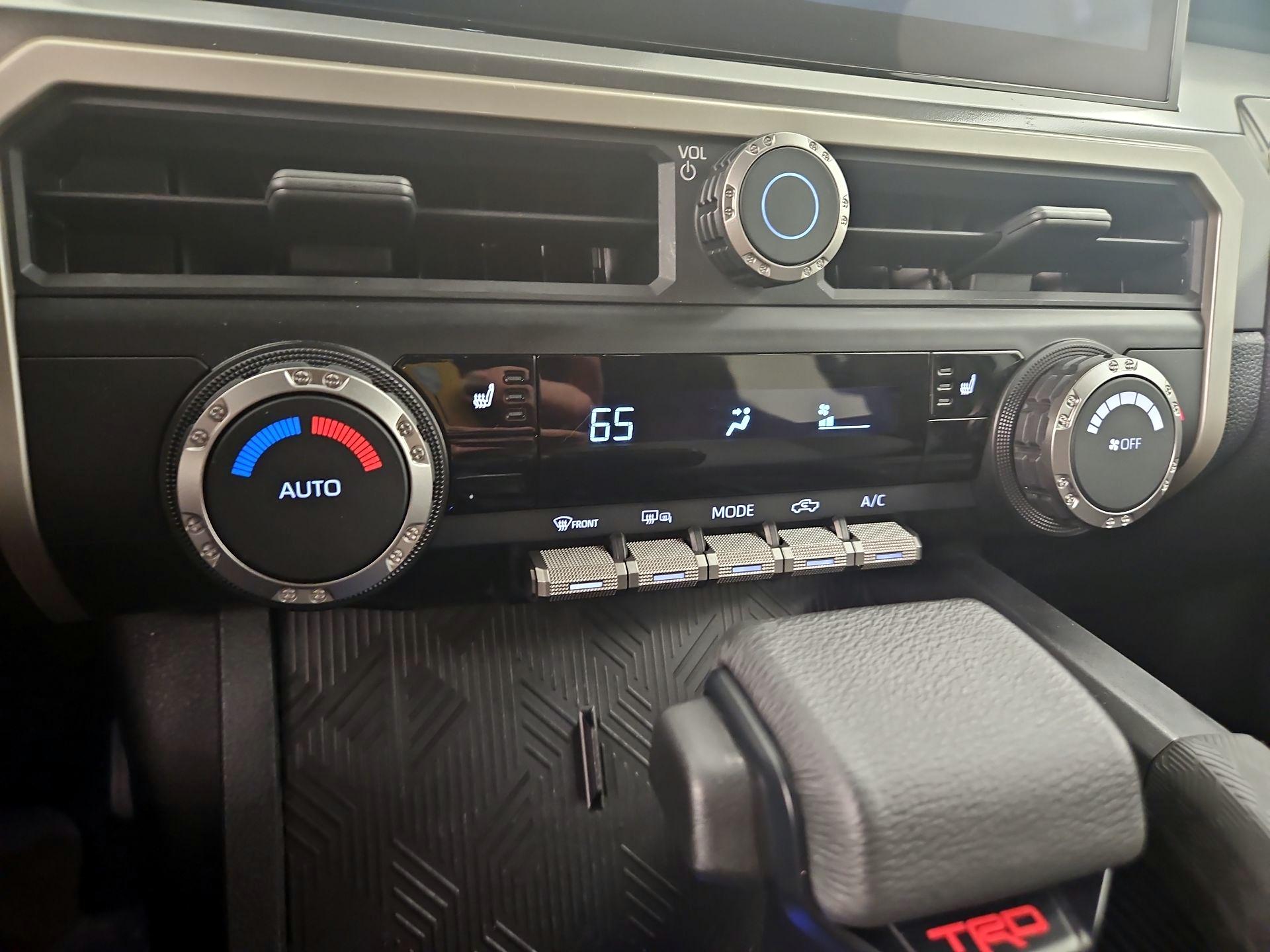 Thumbnail: 2024 Toyota Tacoma - 16