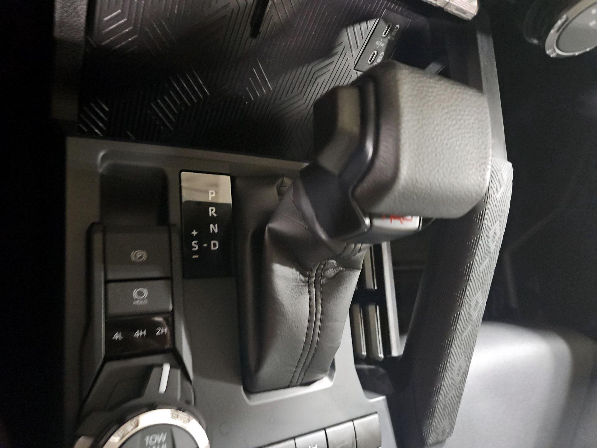 Thumbnail: 2024 Toyota Tacoma - 17