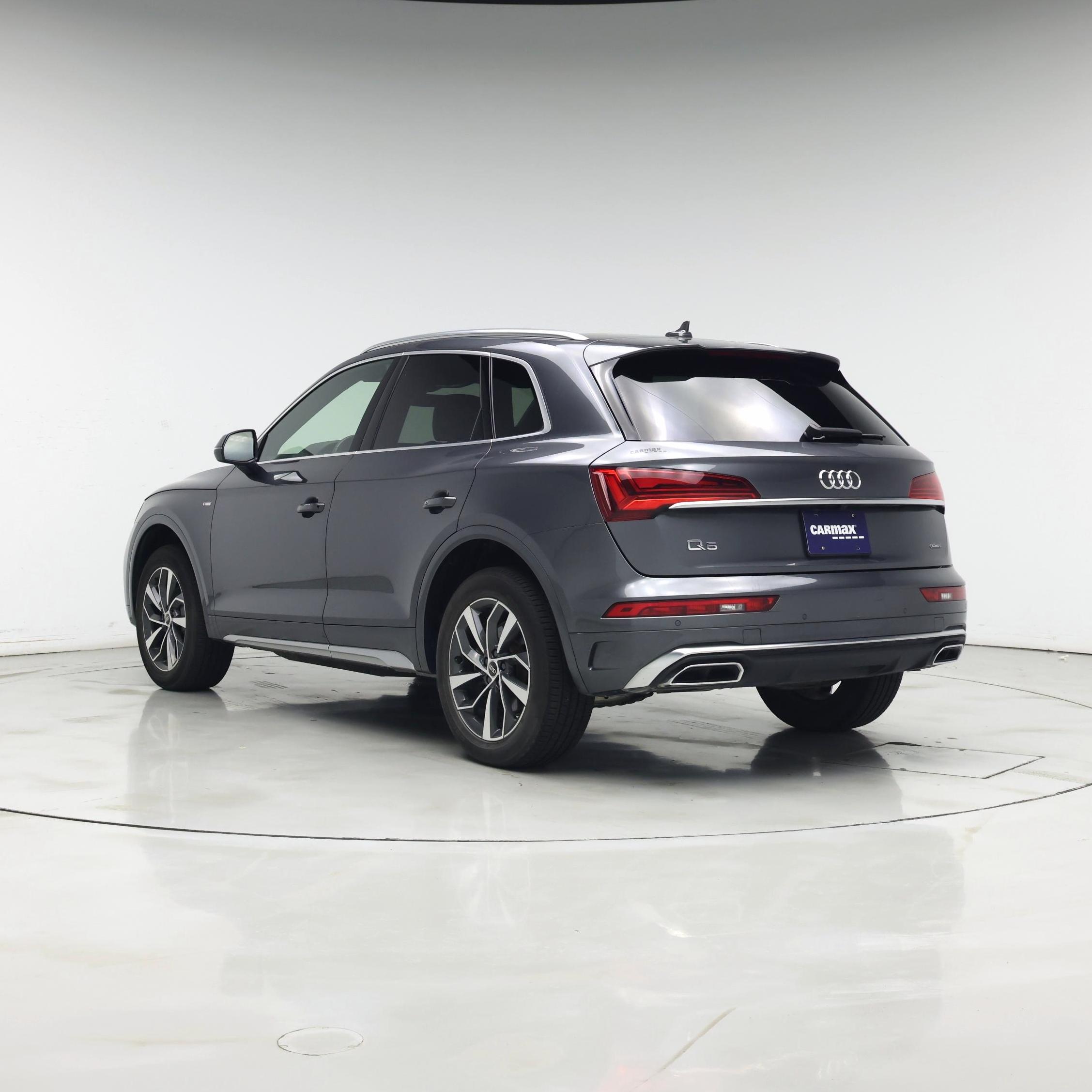 Thumbnail: 2022 Audi Q5 - 2