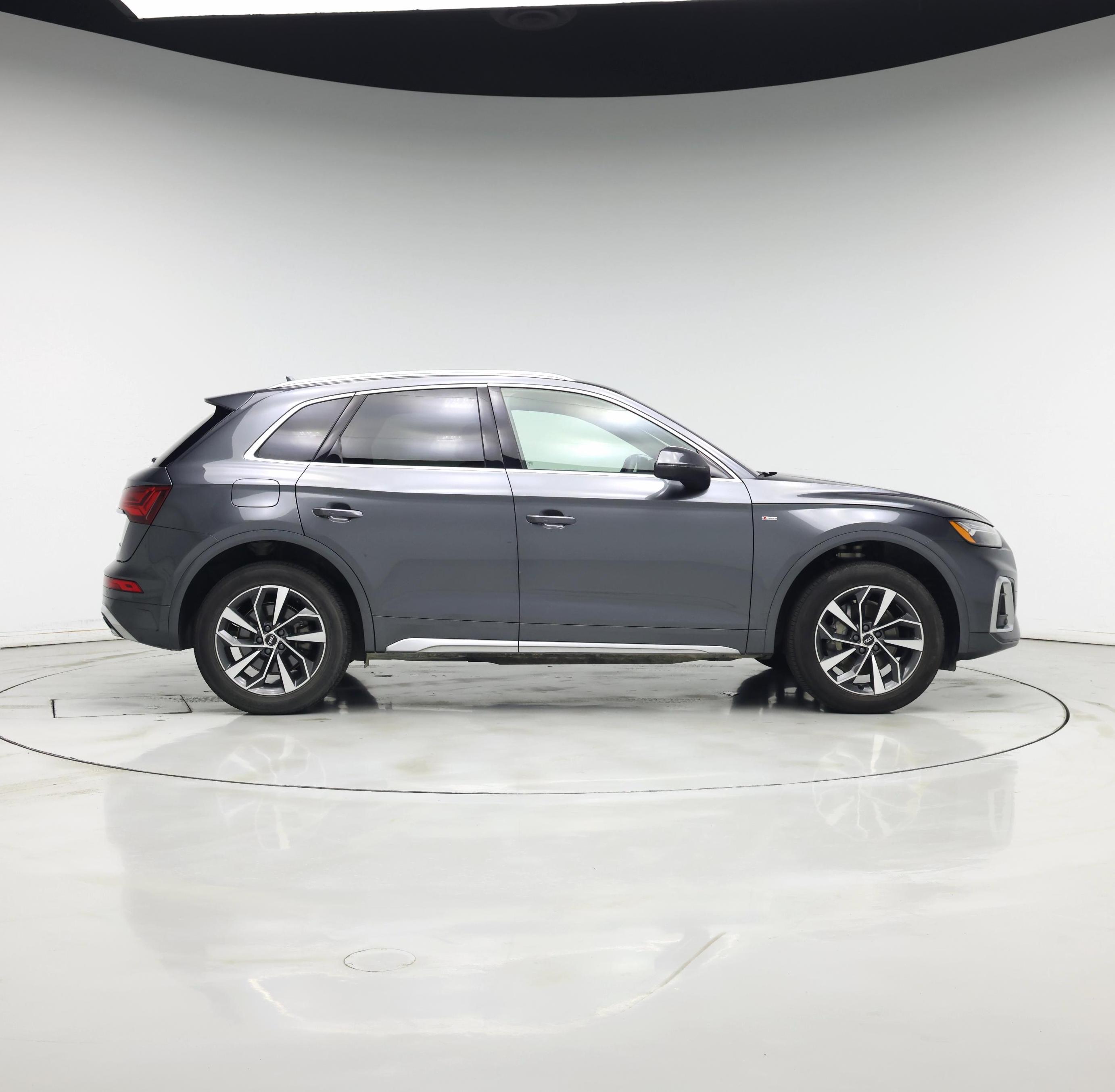 Thumbnail: 2022 Audi Q5 - 7