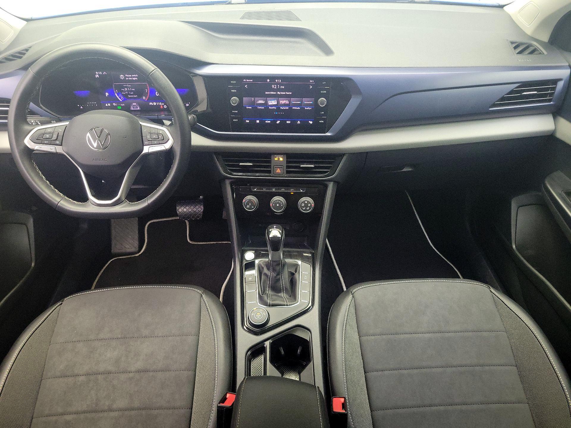 Thumbnail: 2023 Volkswagen Taos - 9
