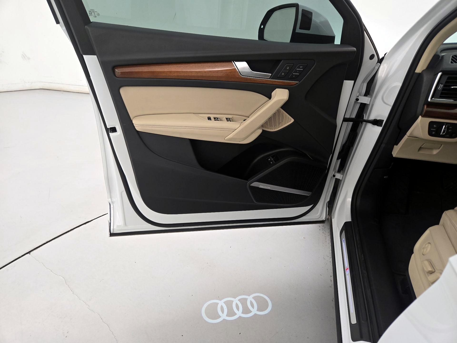 Thumbnail: 2022 Audi Q5 - 12