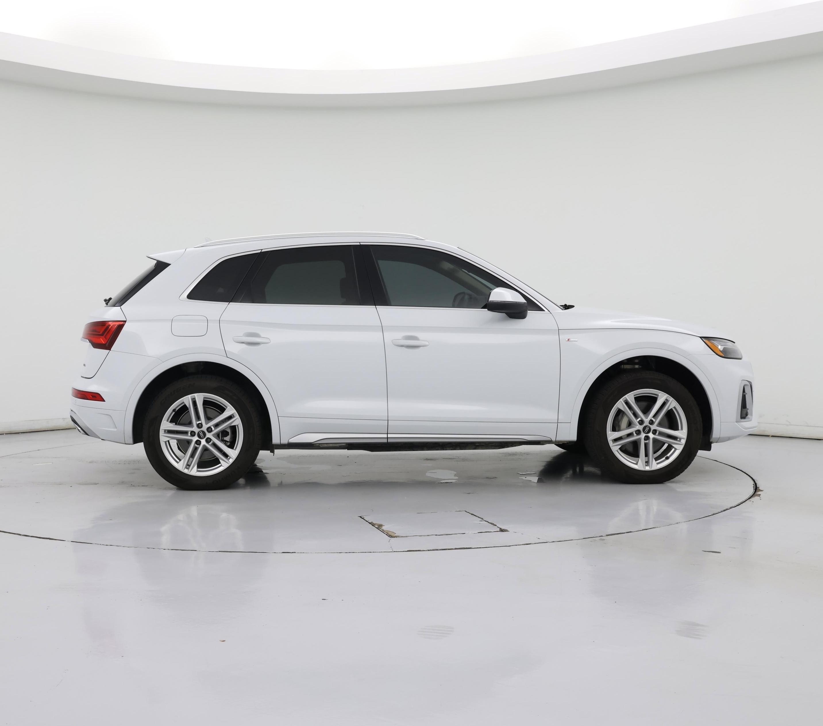 Thumbnail: 2022 Audi Q5 - 7