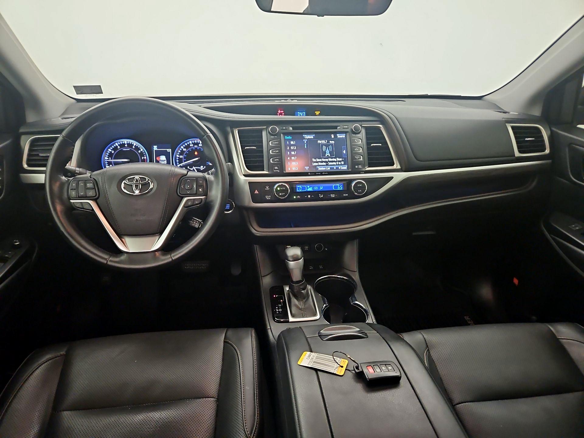 Thumbnail: 2018 Toyota Highlander - 9