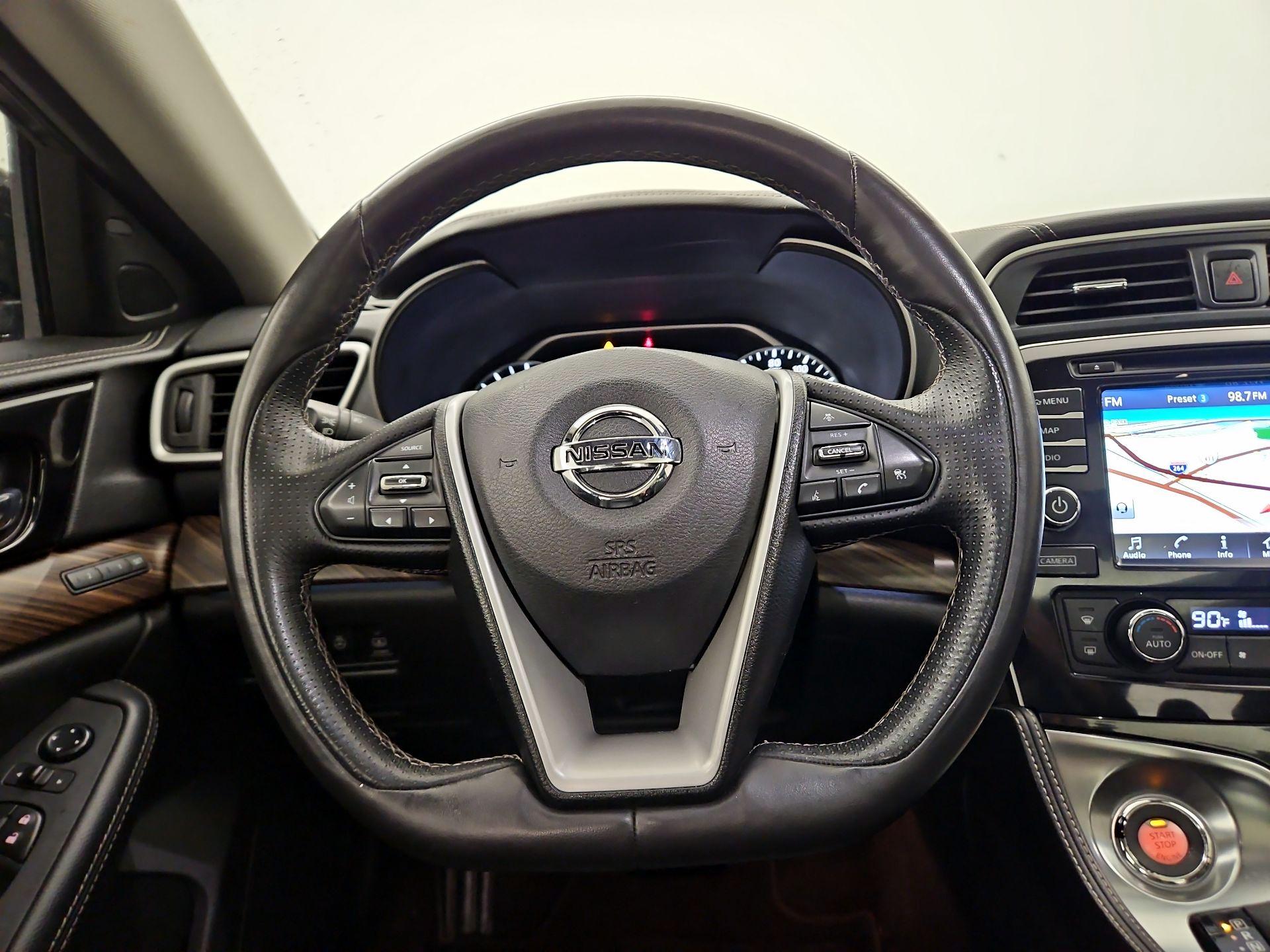 Thumbnail: 2016 Nissan Maxima - 10