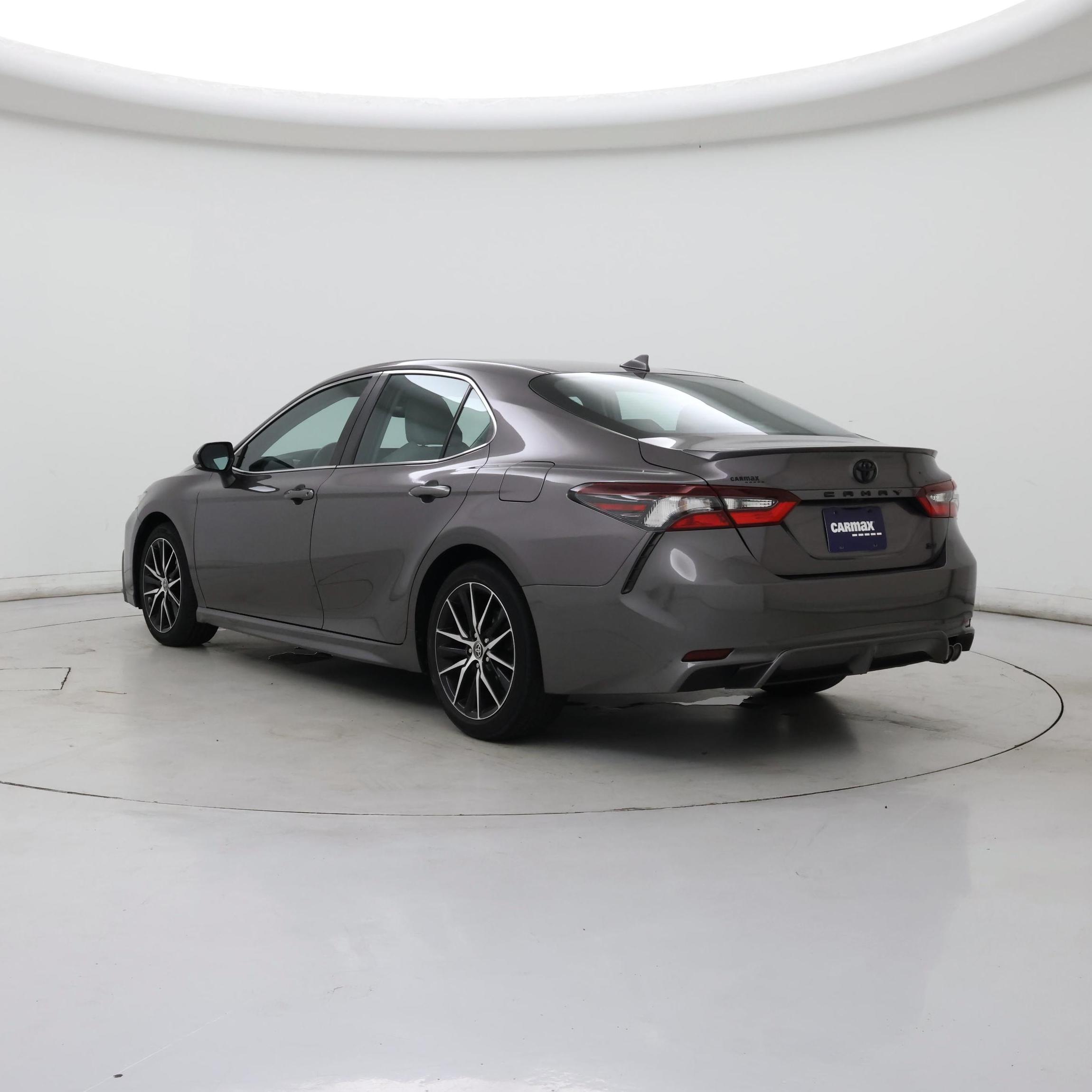 Thumbnail: 2022 Toyota Camry - 2
