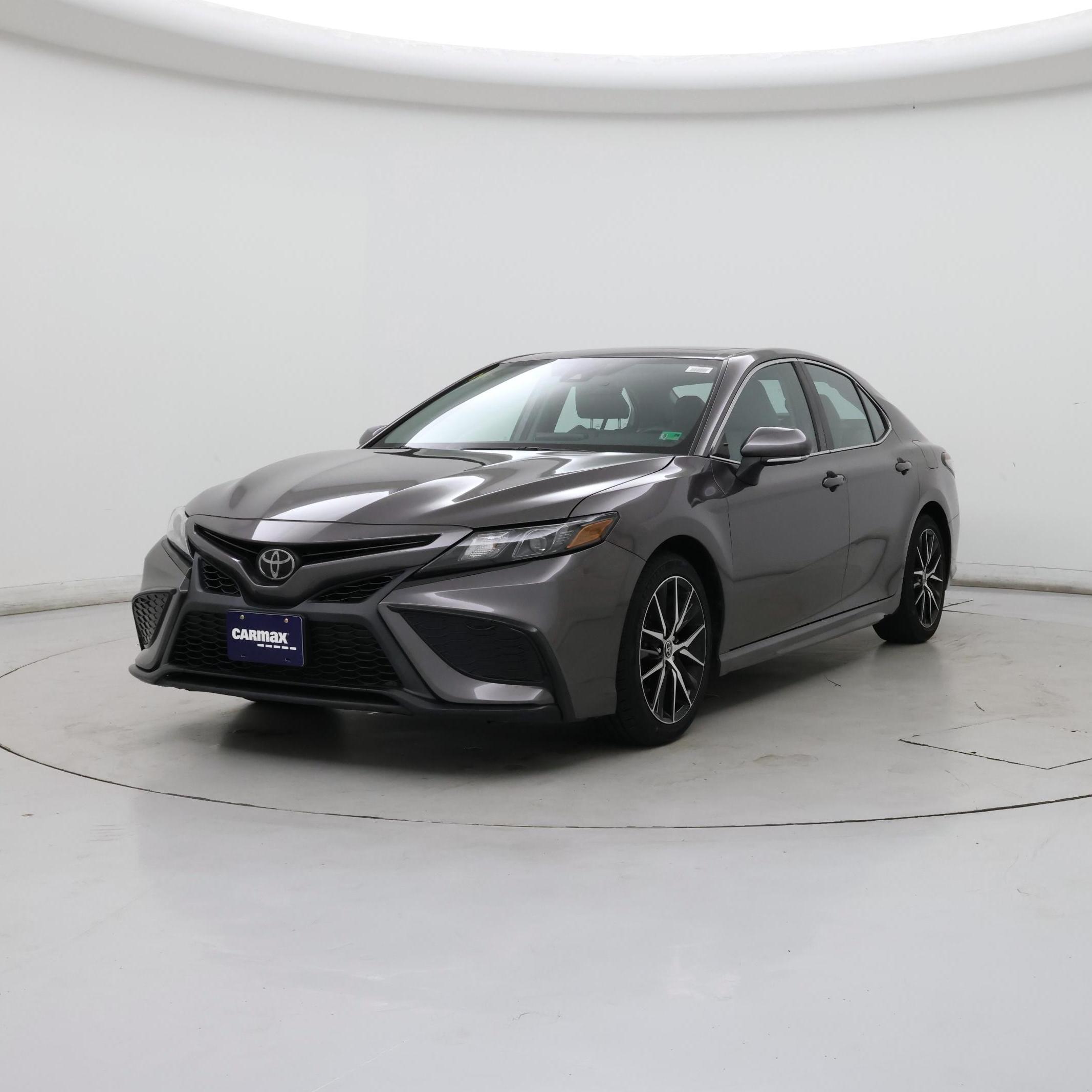 Thumbnail: 2022 Toyota Camry - 4