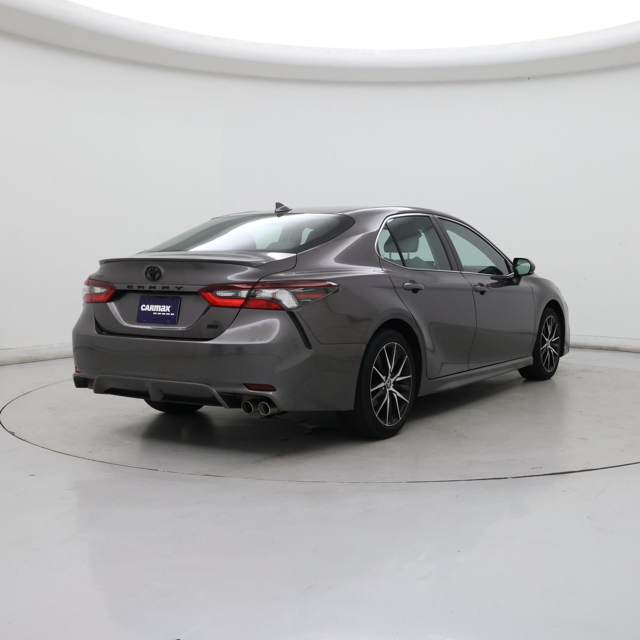 Thumbnail: 2022 Toyota Camry - 8