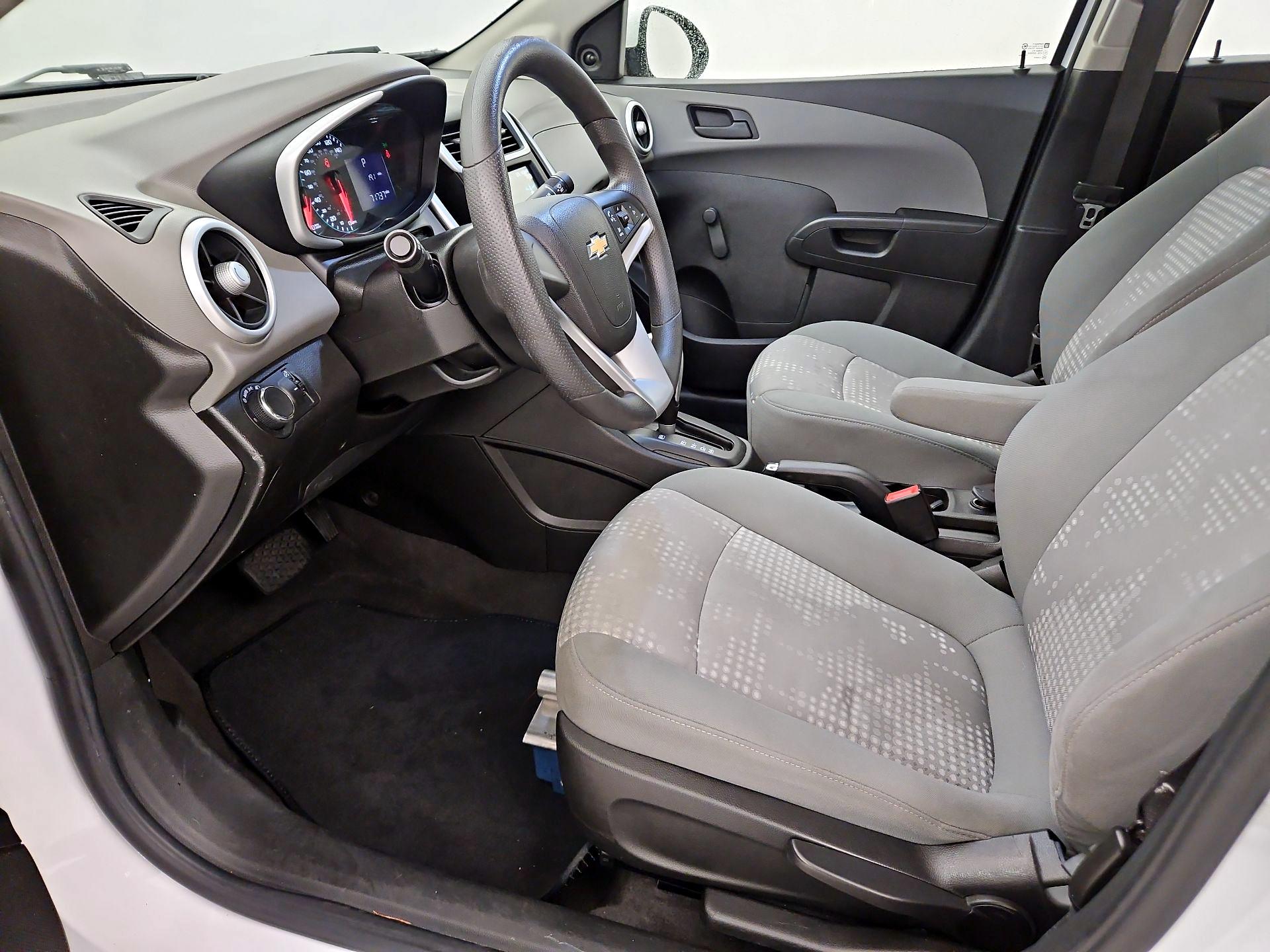 Thumbnail: 2017 Chevrolet Sonic - 11
