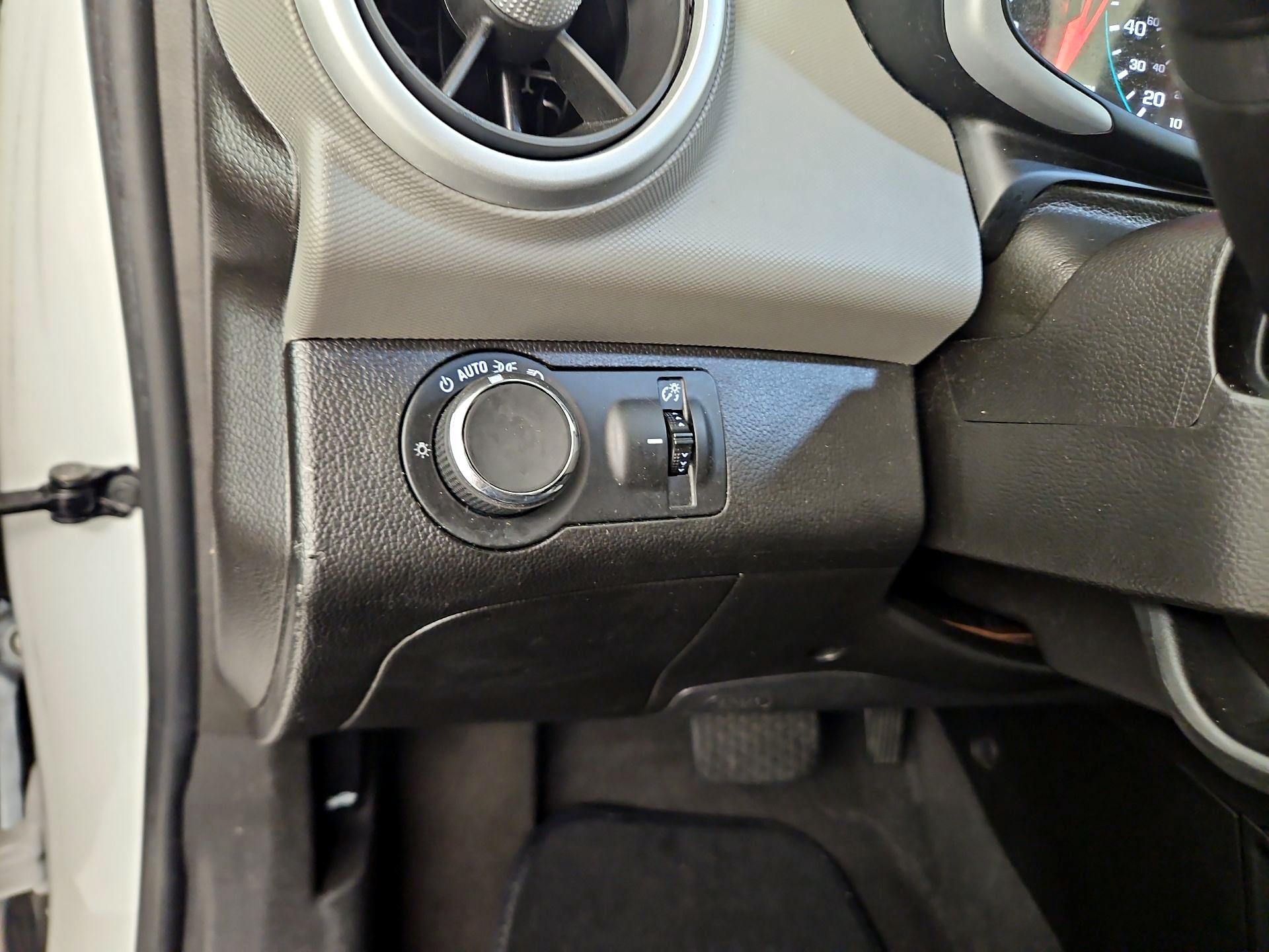 Thumbnail: 2017 Chevrolet Sonic - 13