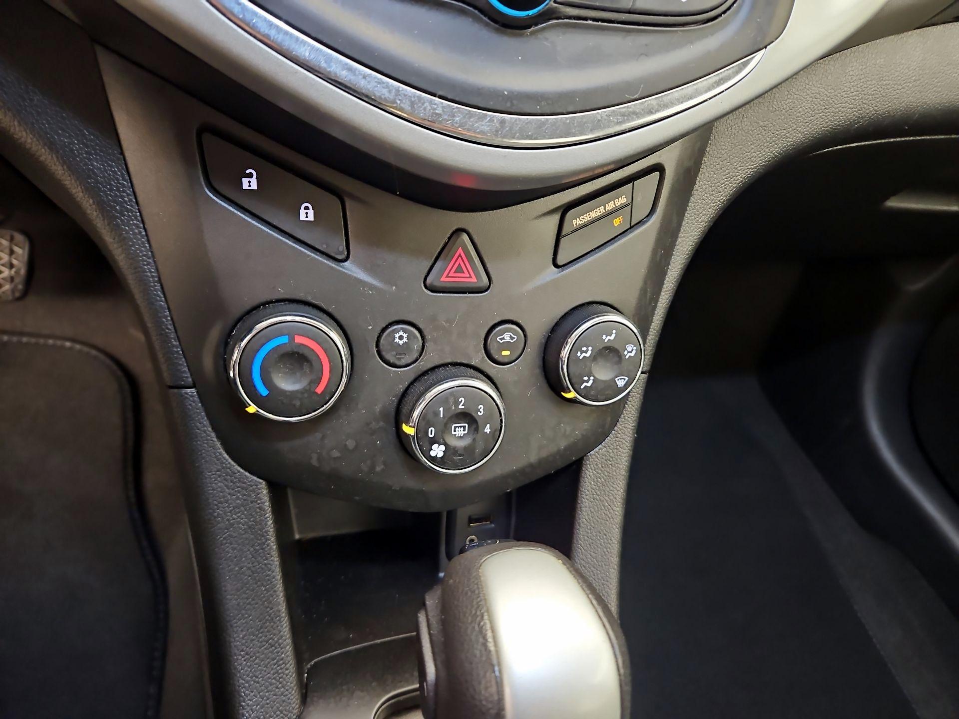 Thumbnail: 2017 Chevrolet Sonic - 16