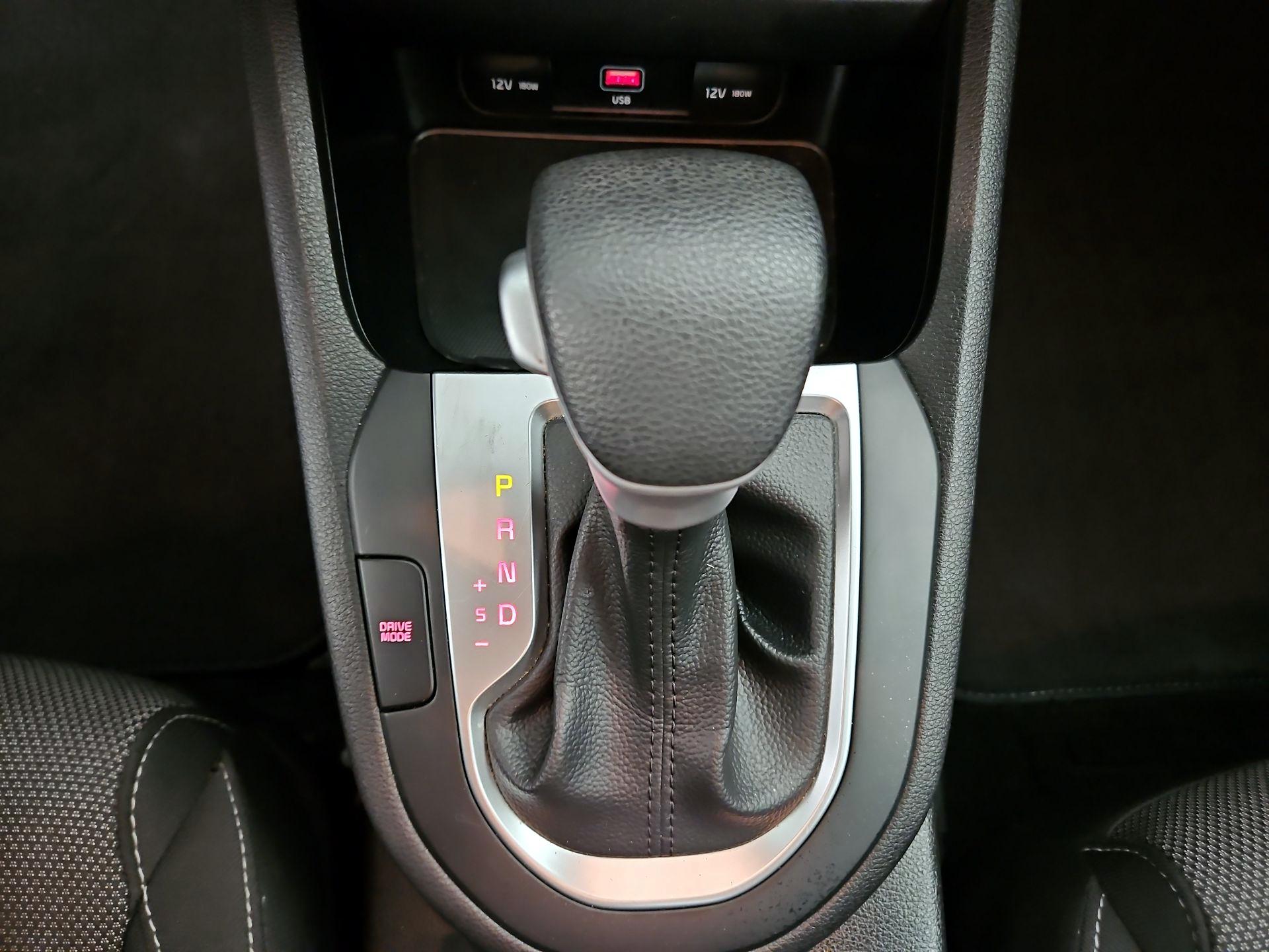 Thumbnail: 2023 Kia Forte - 17