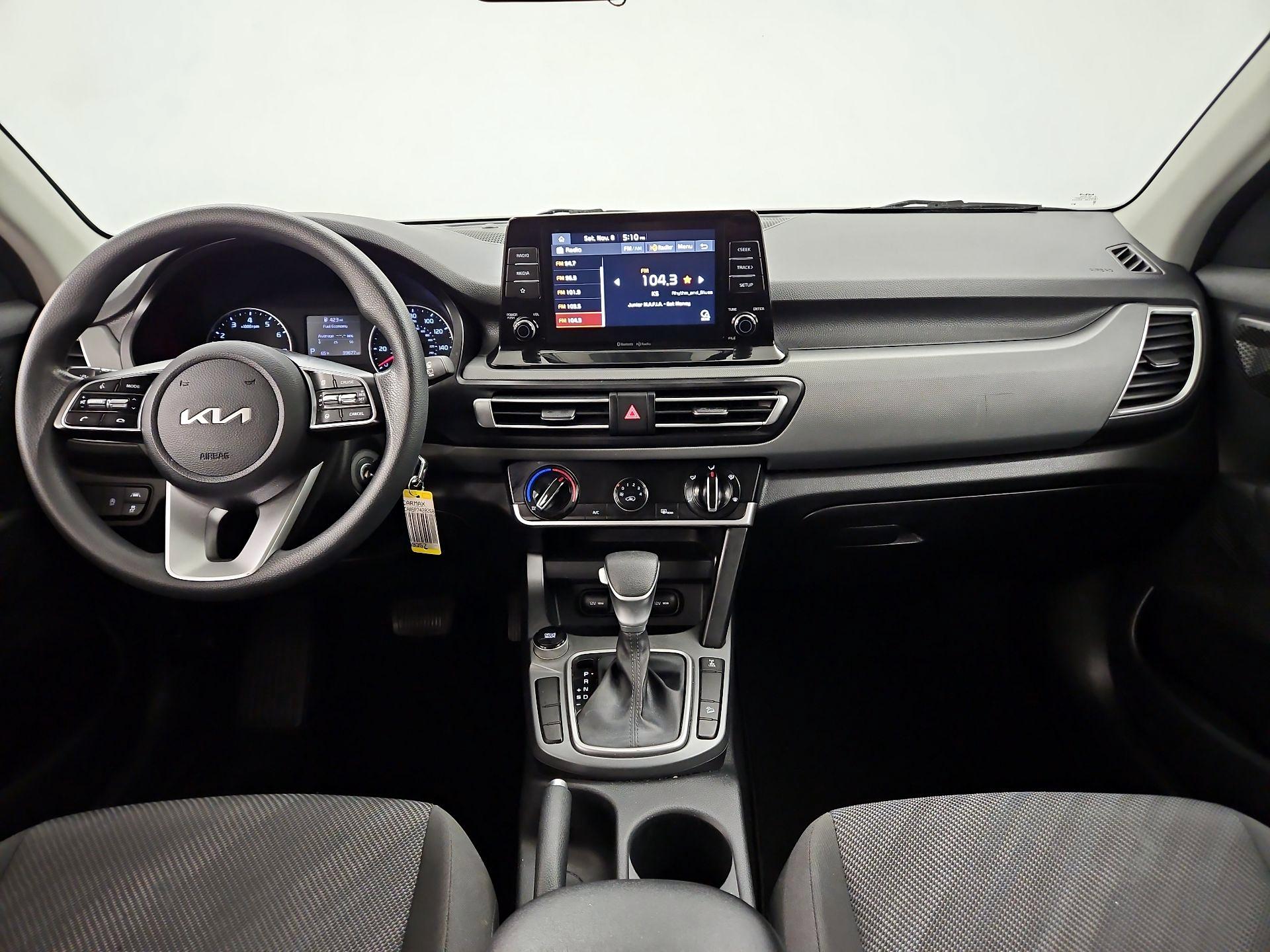 Thumbnail: 2023 Kia Seltos - 9