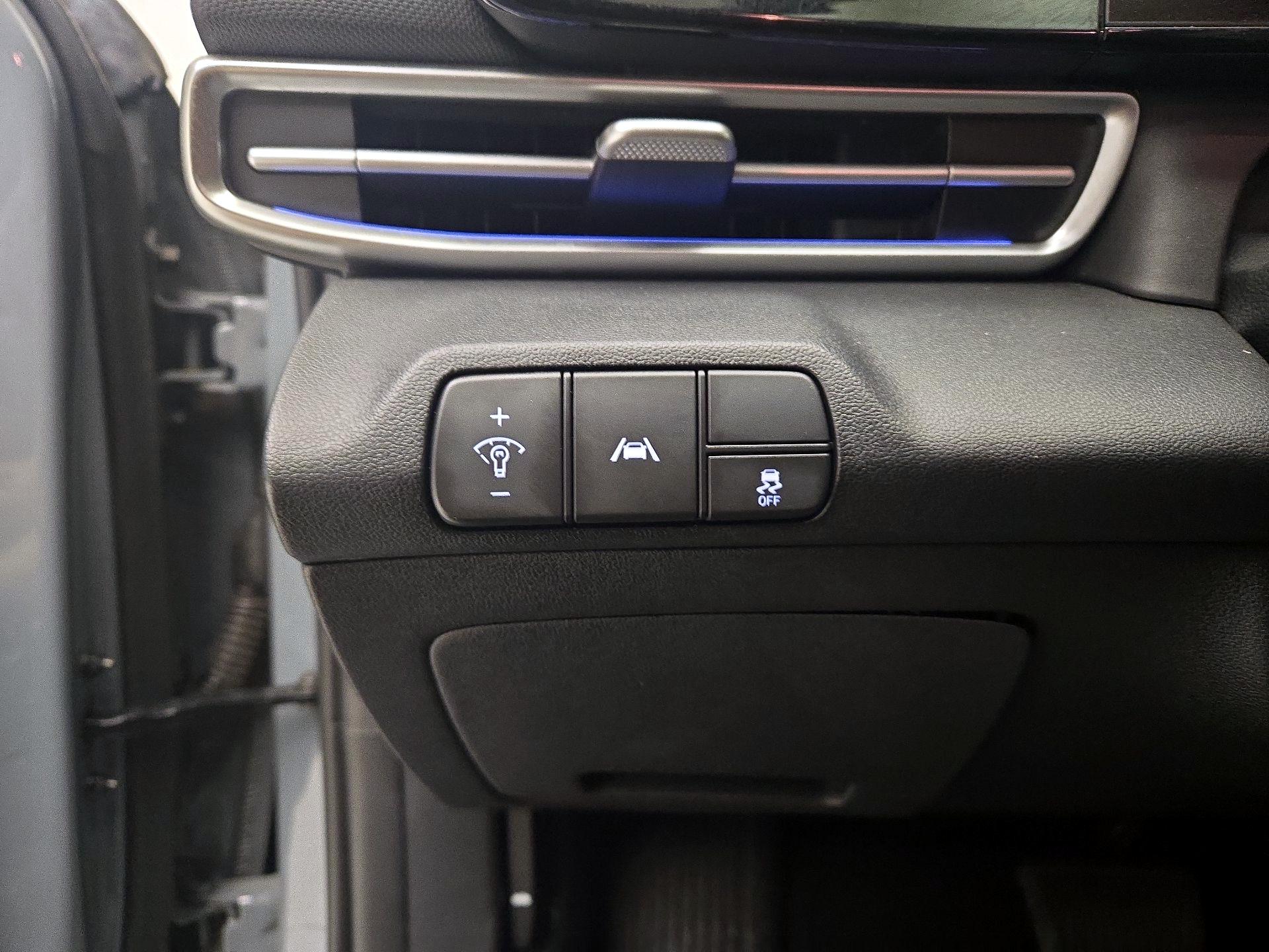 Thumbnail: 2023 Hyundai Elantra - 13