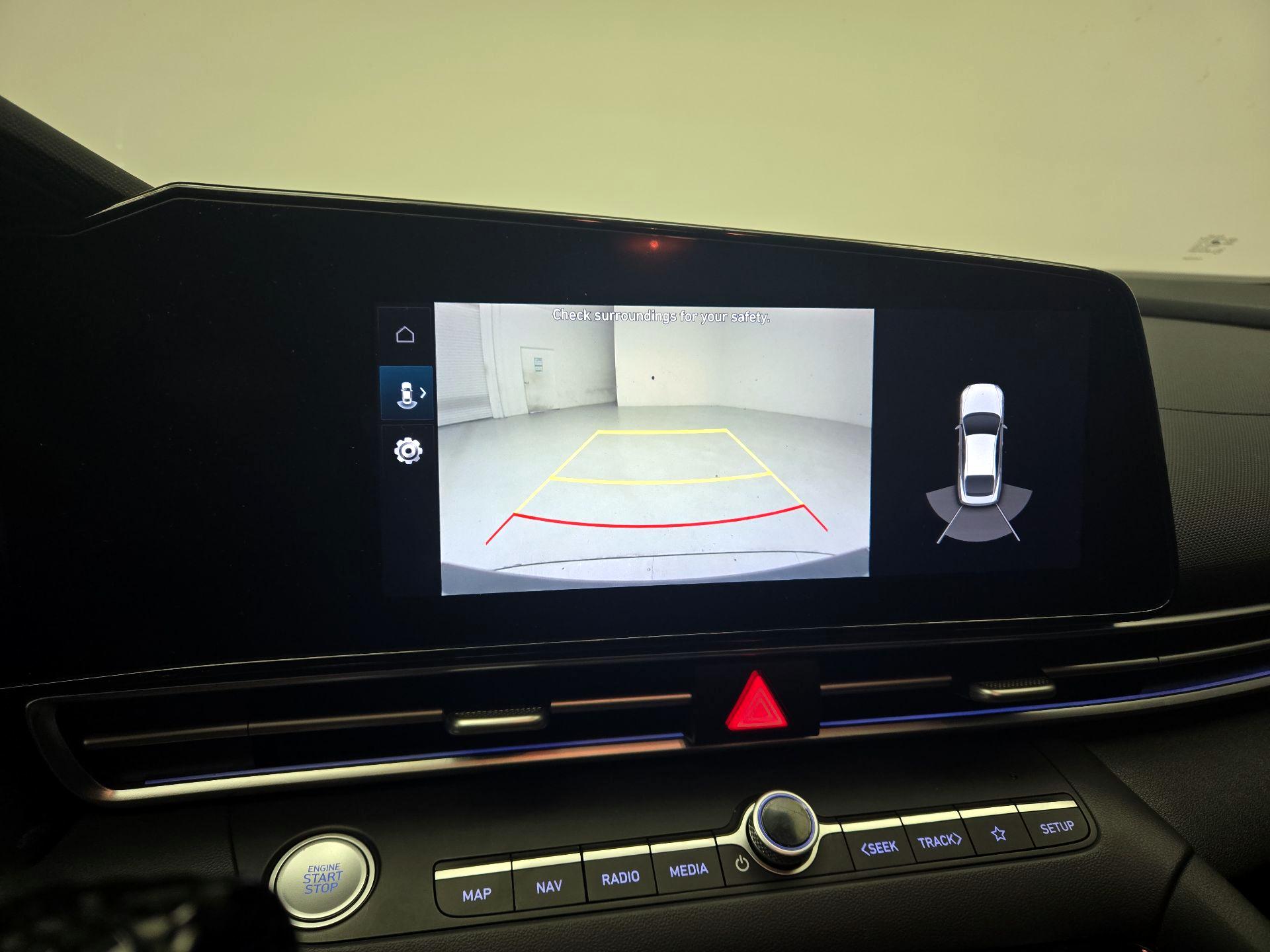 Thumbnail: 2023 Hyundai Elantra - 15