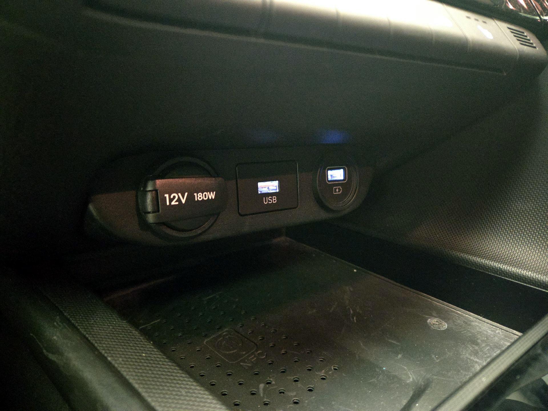 Thumbnail: 2023 Hyundai Elantra - 19