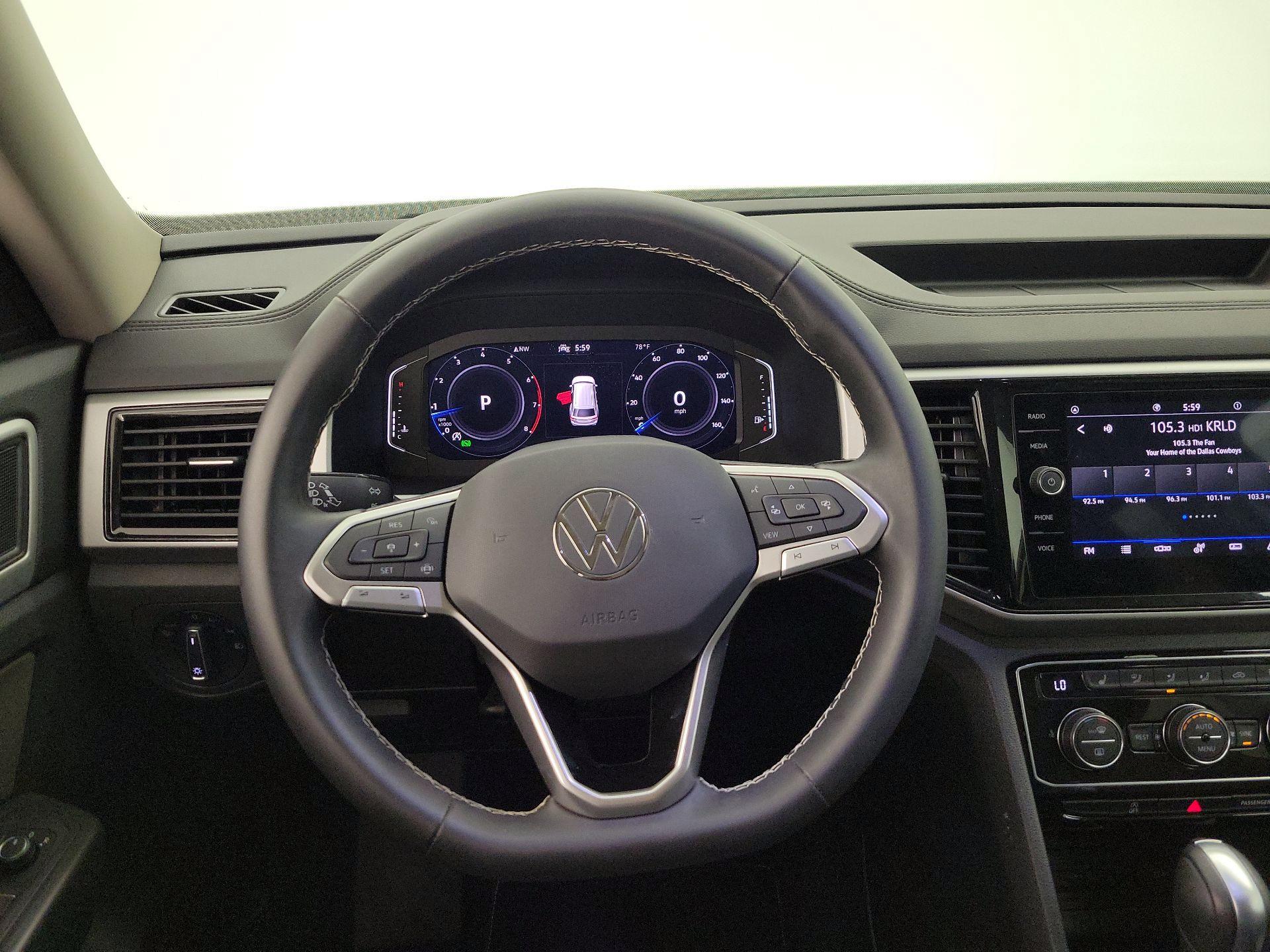 Thumbnail: 2023 Volkswagen Atlas - 10