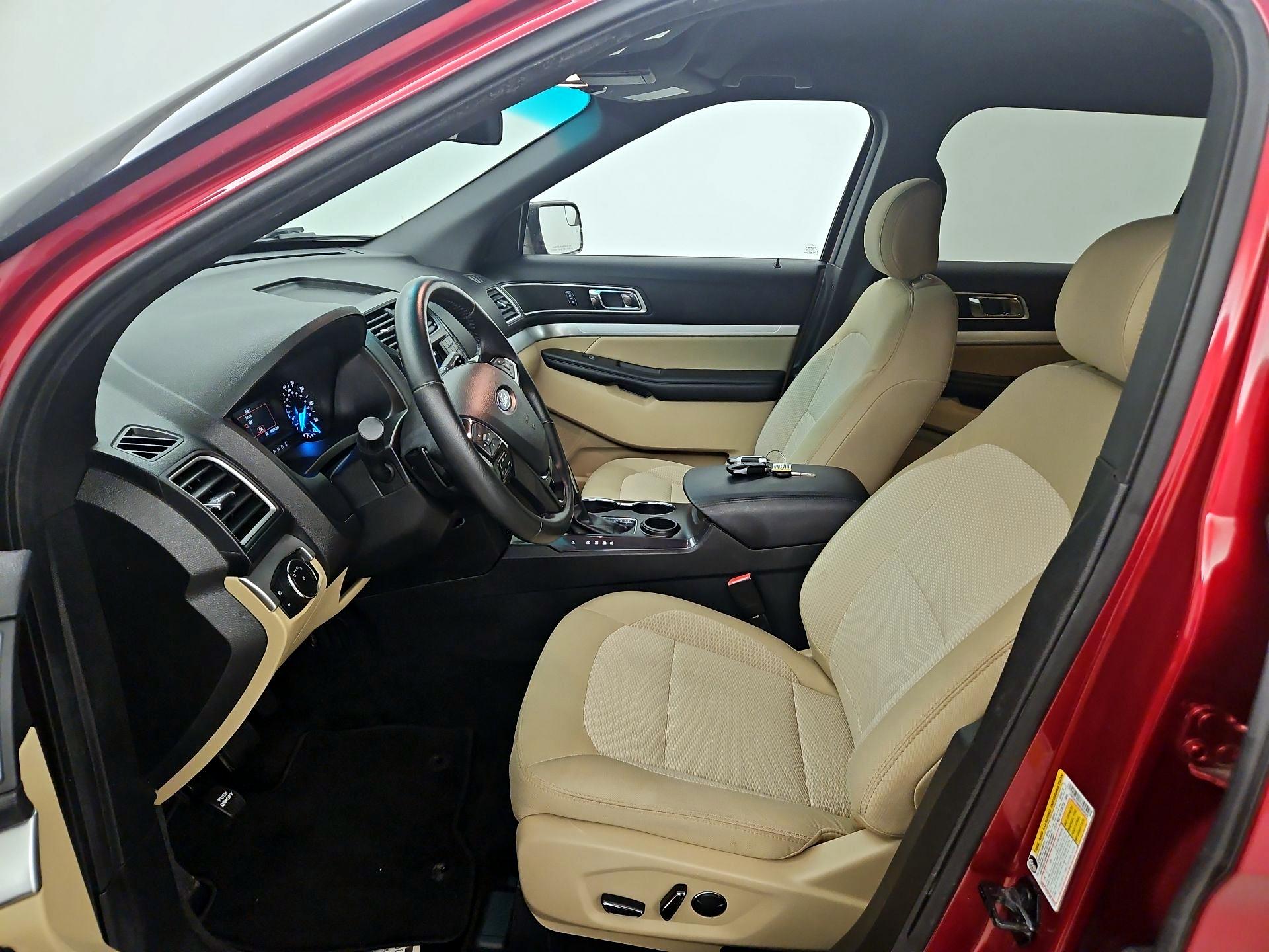 Thumbnail: 2017 Ford Explorer - 11