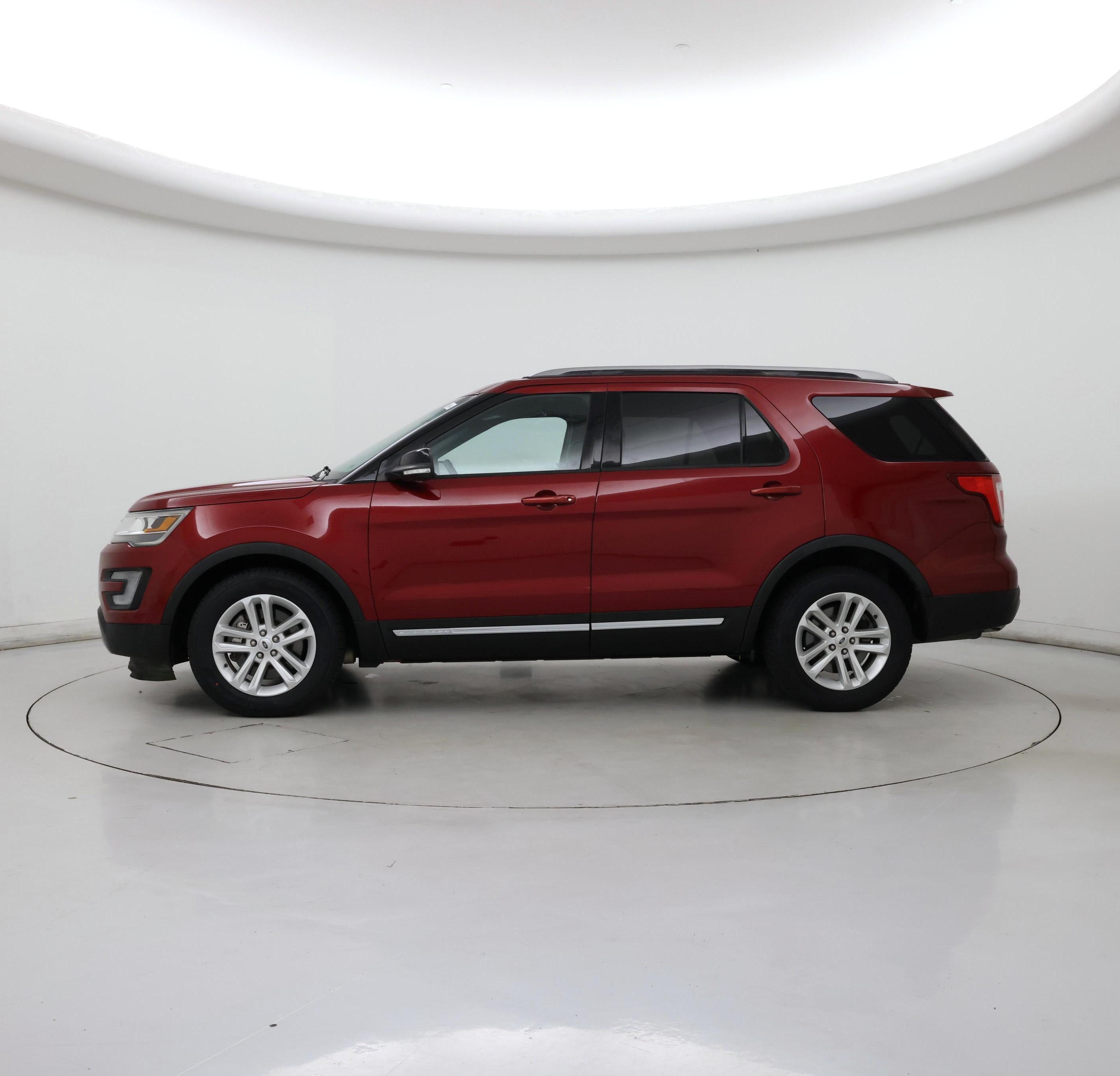 Thumbnail: 2017 Ford Explorer - 3