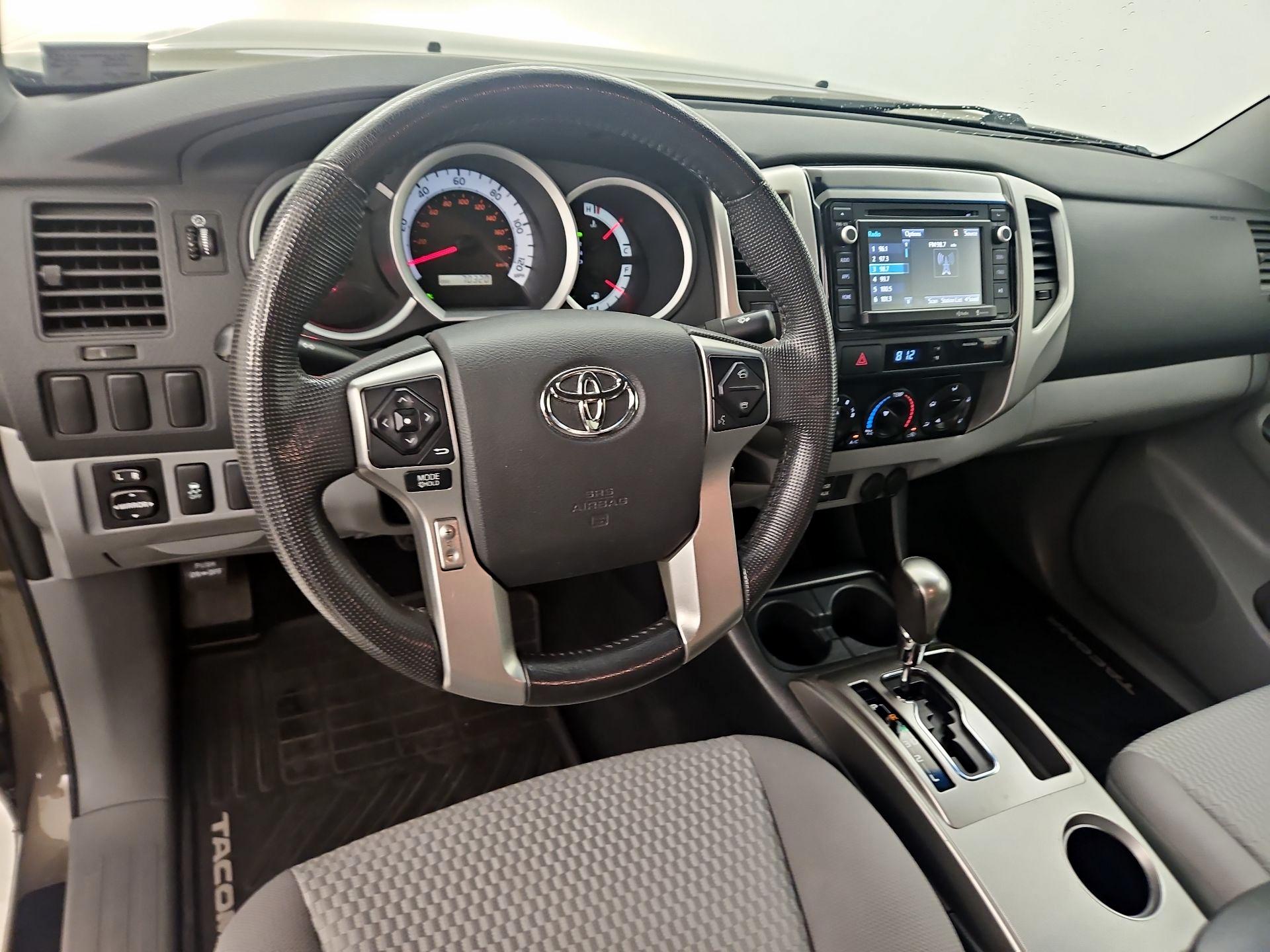 Thumbnail: 2014 Toyota Tacoma - 9