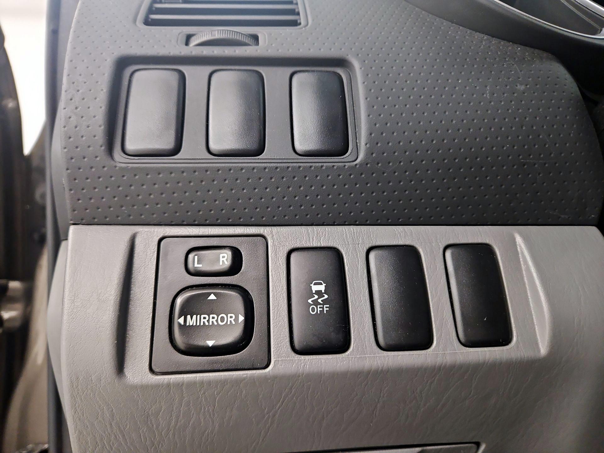 Thumbnail: 2014 Toyota Tacoma - 13