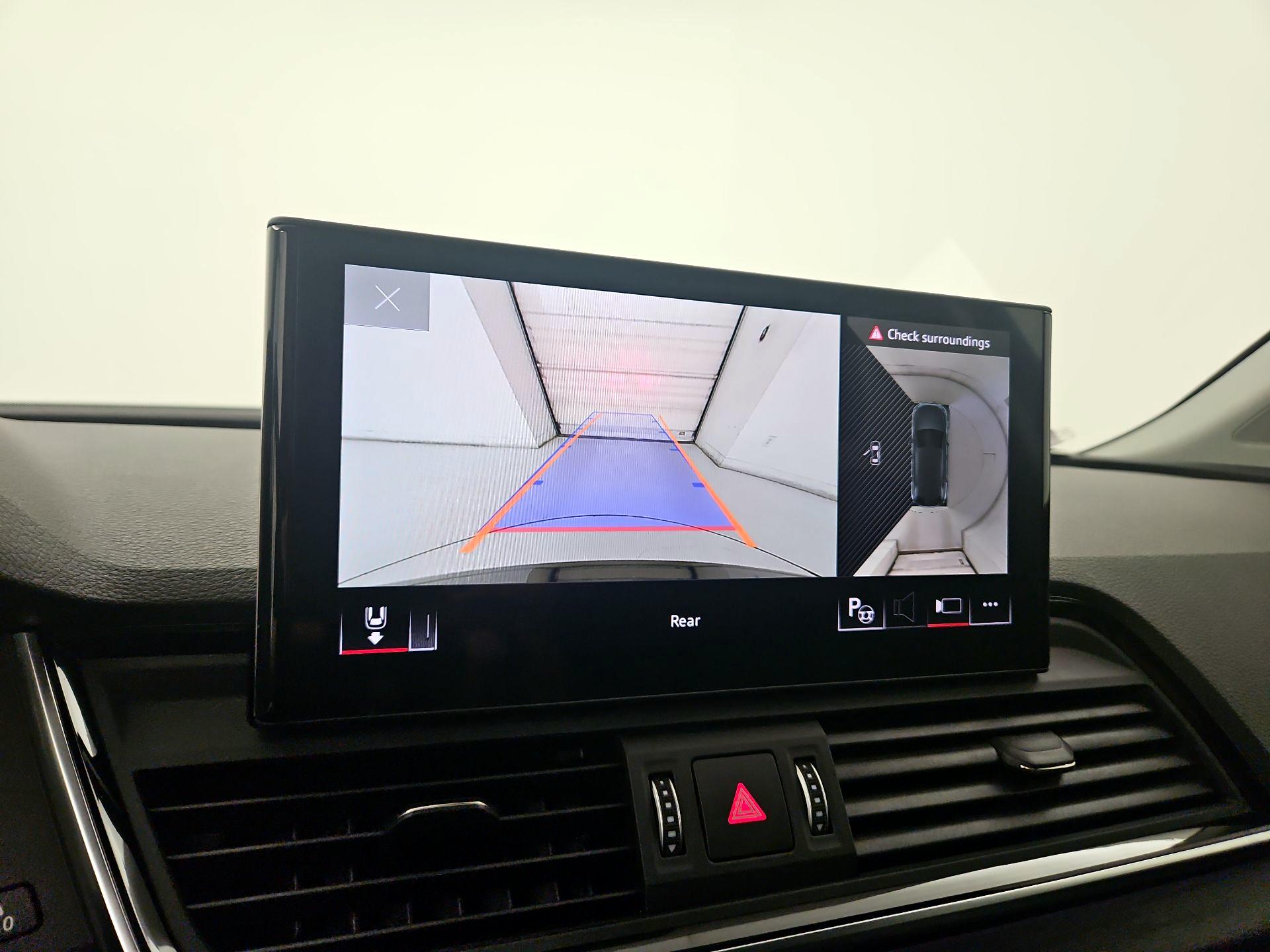 Thumbnail: 2023 Audi Q5 - 15