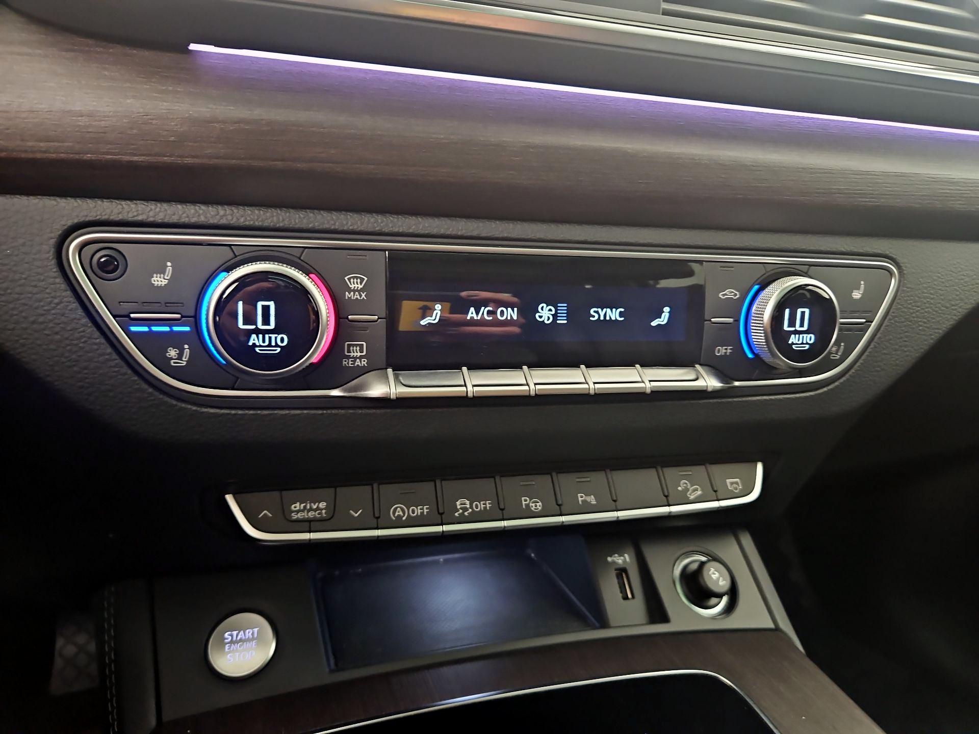 Thumbnail: 2023 Audi Q5 - 17