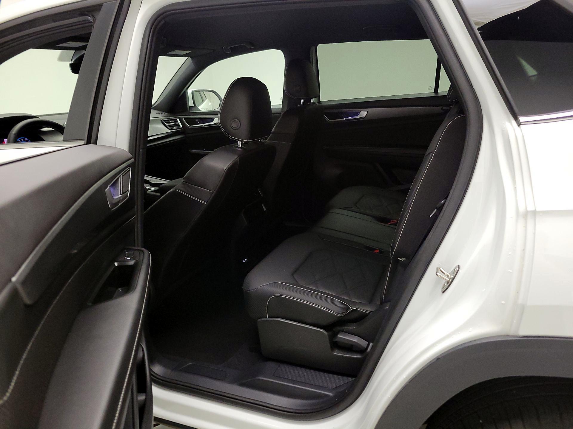 Thumbnail: 2024 Volkswagen Atlas - 19