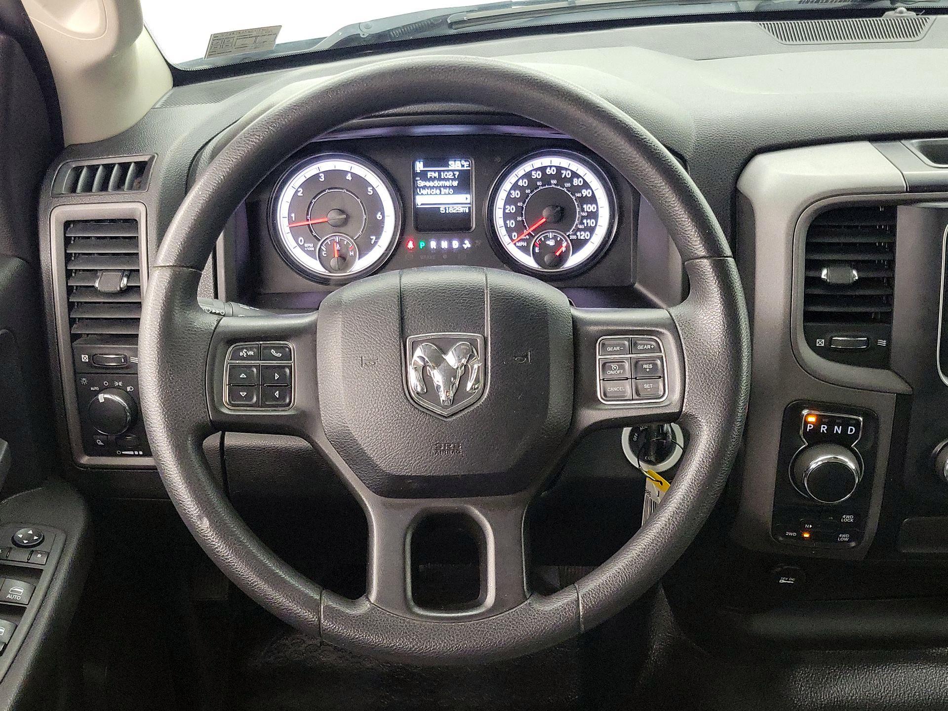 Thumbnail: 2022 RAM 1500 Classic - 10