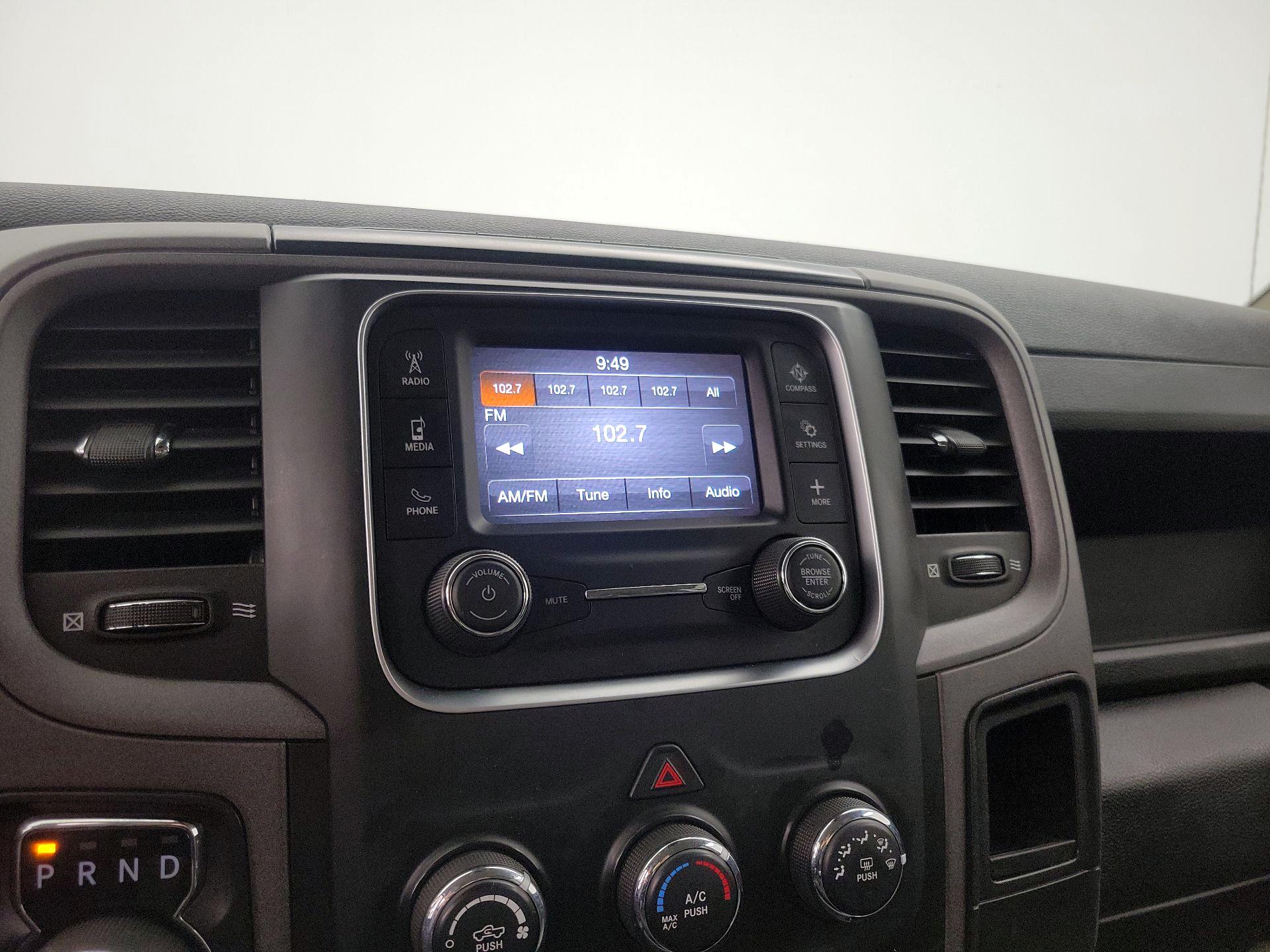 Thumbnail: 2022 RAM 1500 Classic - 15