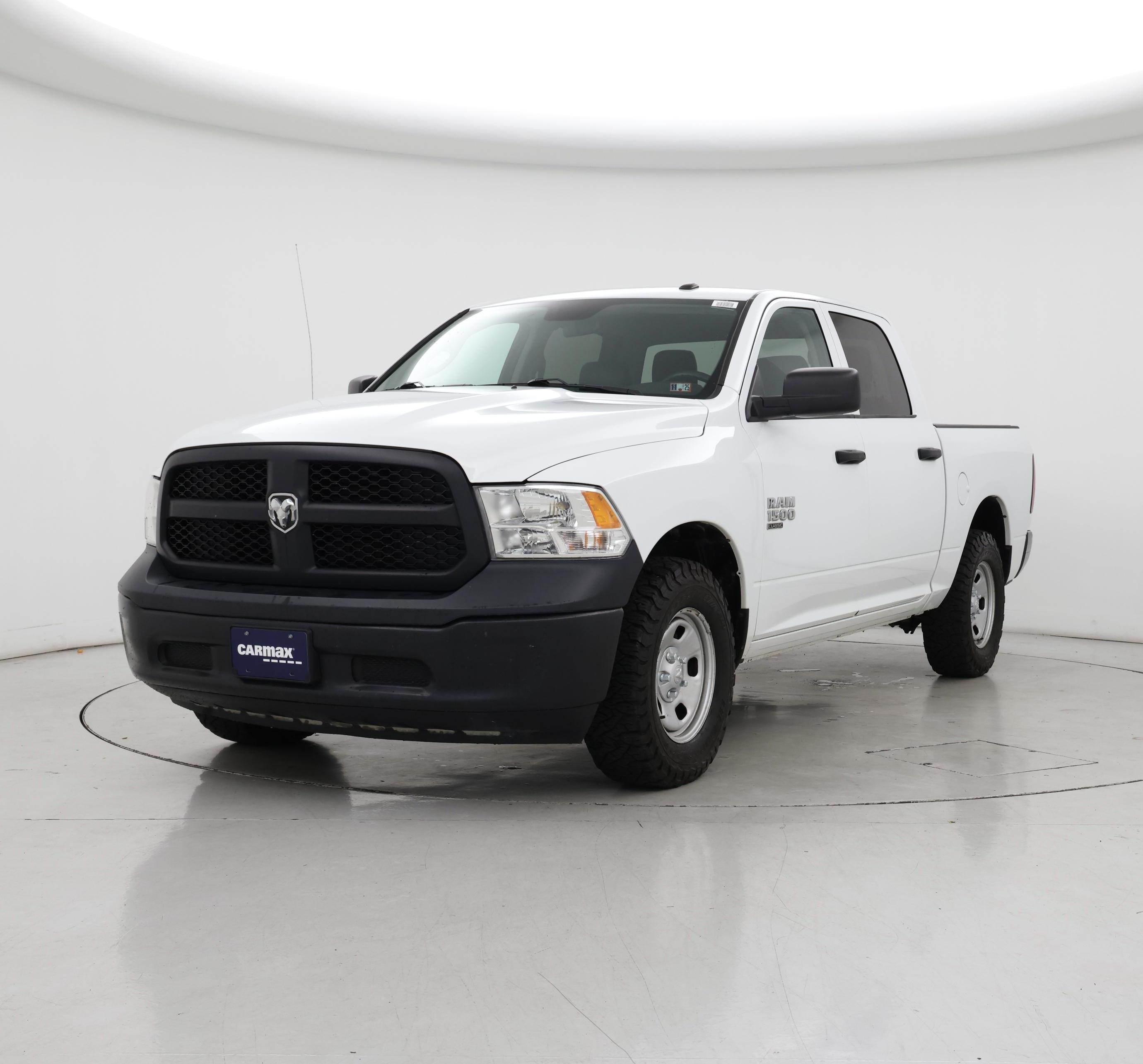 Thumbnail: 2022 RAM 1500 Classic - 4