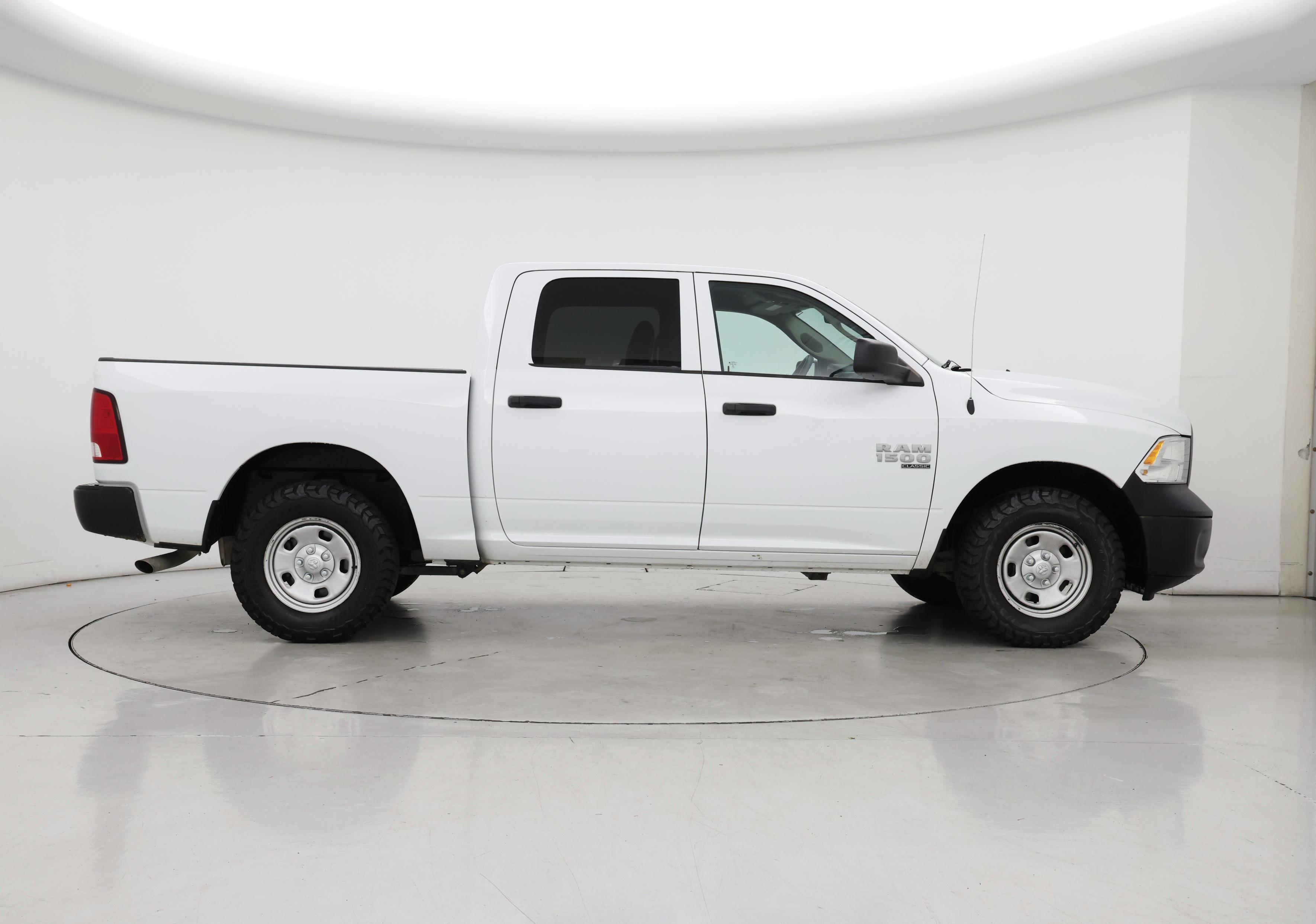 Thumbnail: 2022 RAM 1500 Classic - 7