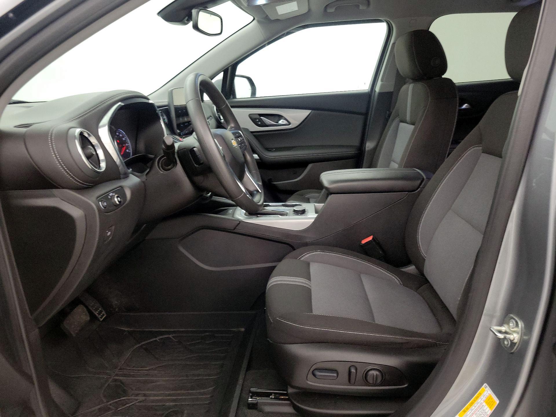Thumbnail: 2023 Chevrolet Blazer - 11