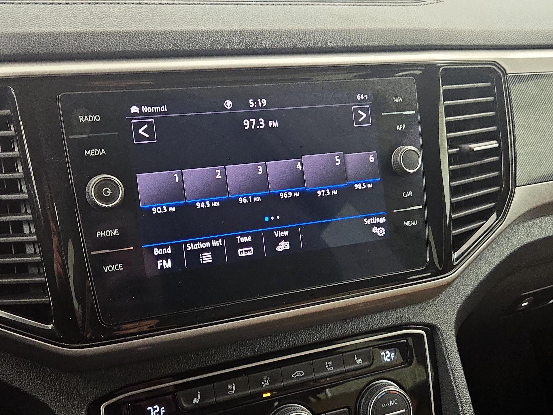 Thumbnail: 2020 Volkswagen Atlas - 16