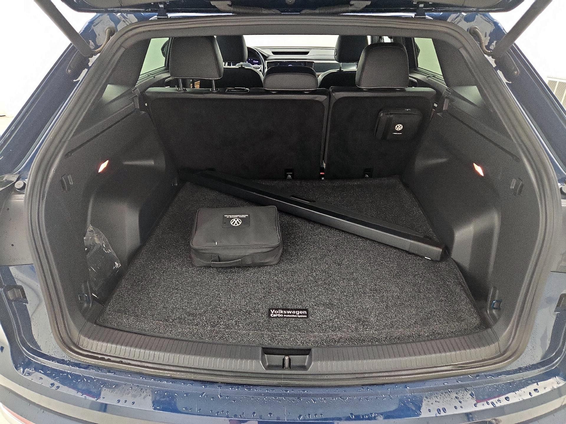 Thumbnail: 2020 Volkswagen Atlas - 20