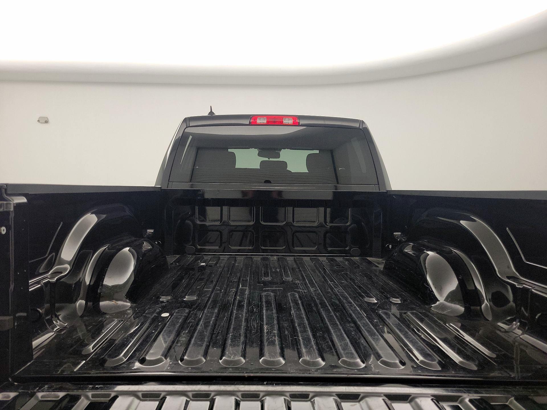 Thumbnail: 2021 RAM 1500 Classic - 20