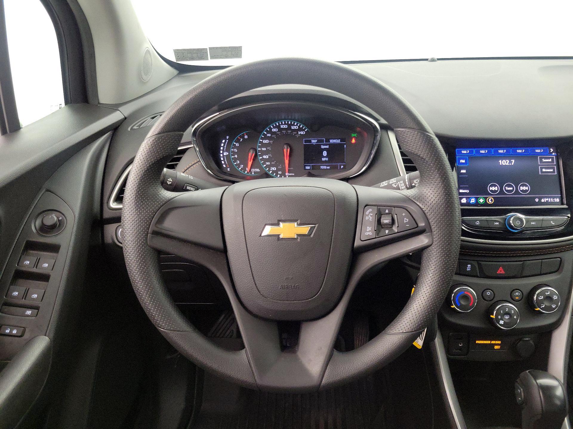 Thumbnail: 2020 Chevrolet Trax - 10