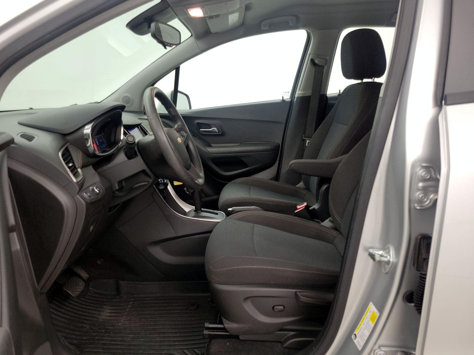 Thumbnail: 2020 Chevrolet Trax - 11