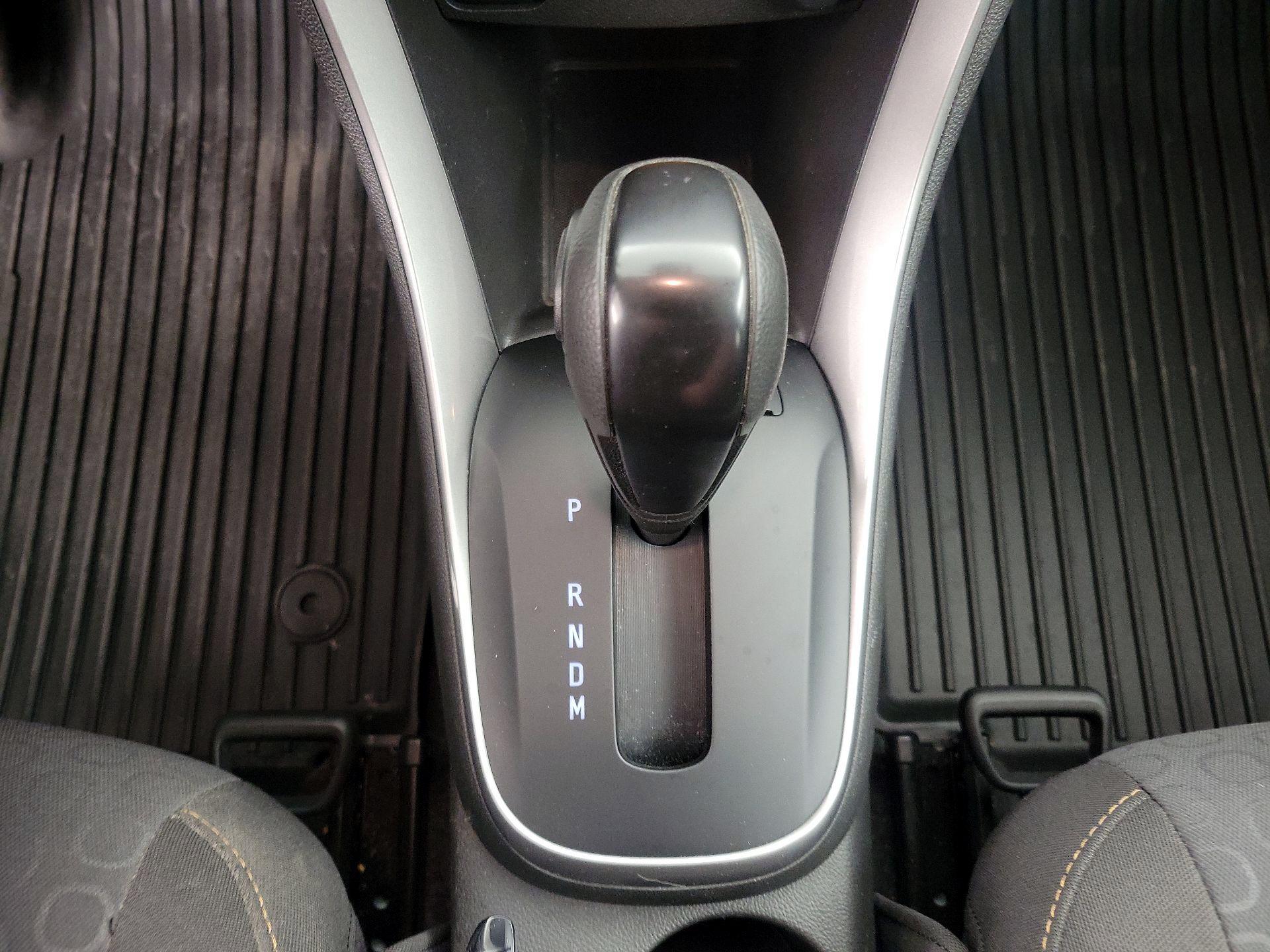 Thumbnail: 2020 Chevrolet Trax - 17