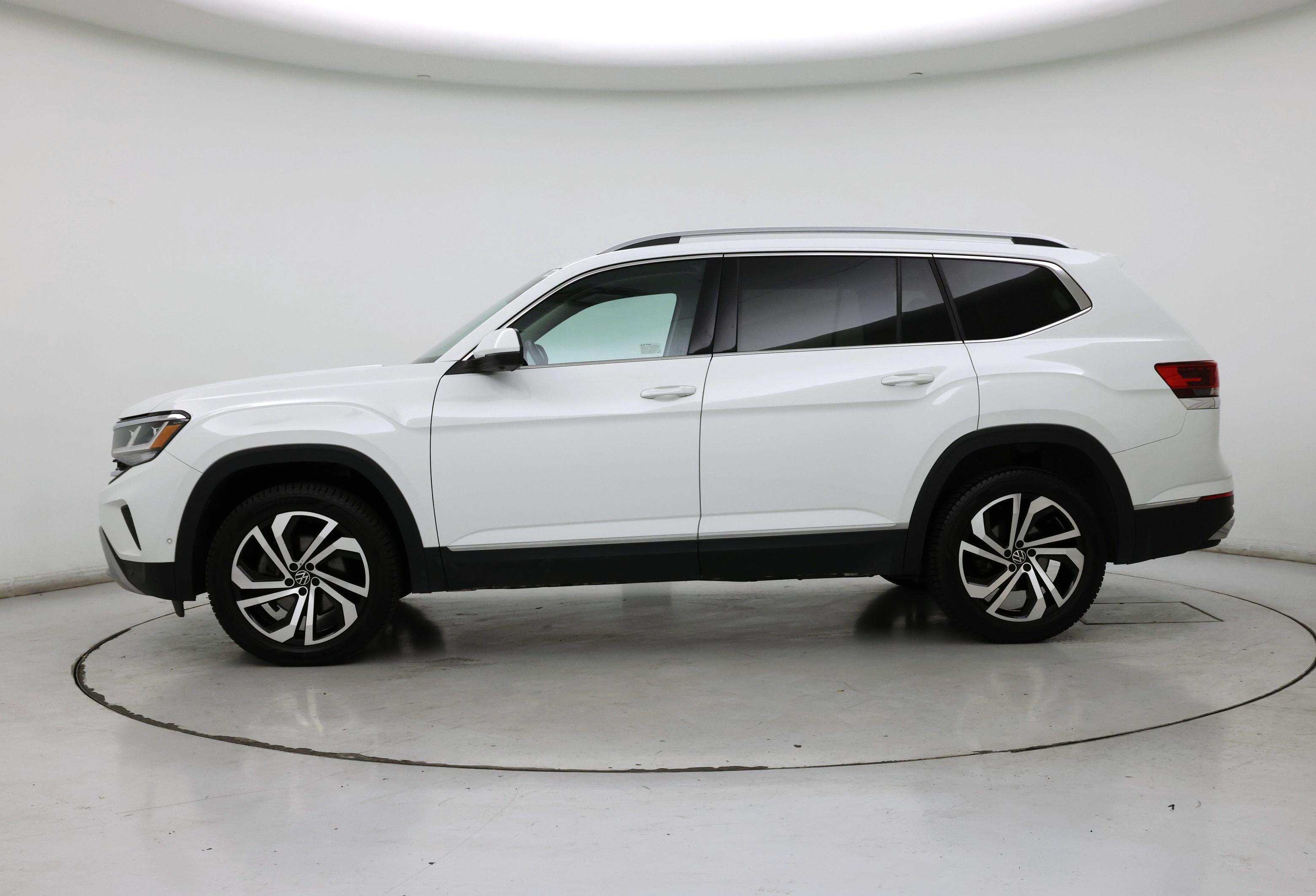 Thumbnail: 2021 Volkswagen Atlas - 3