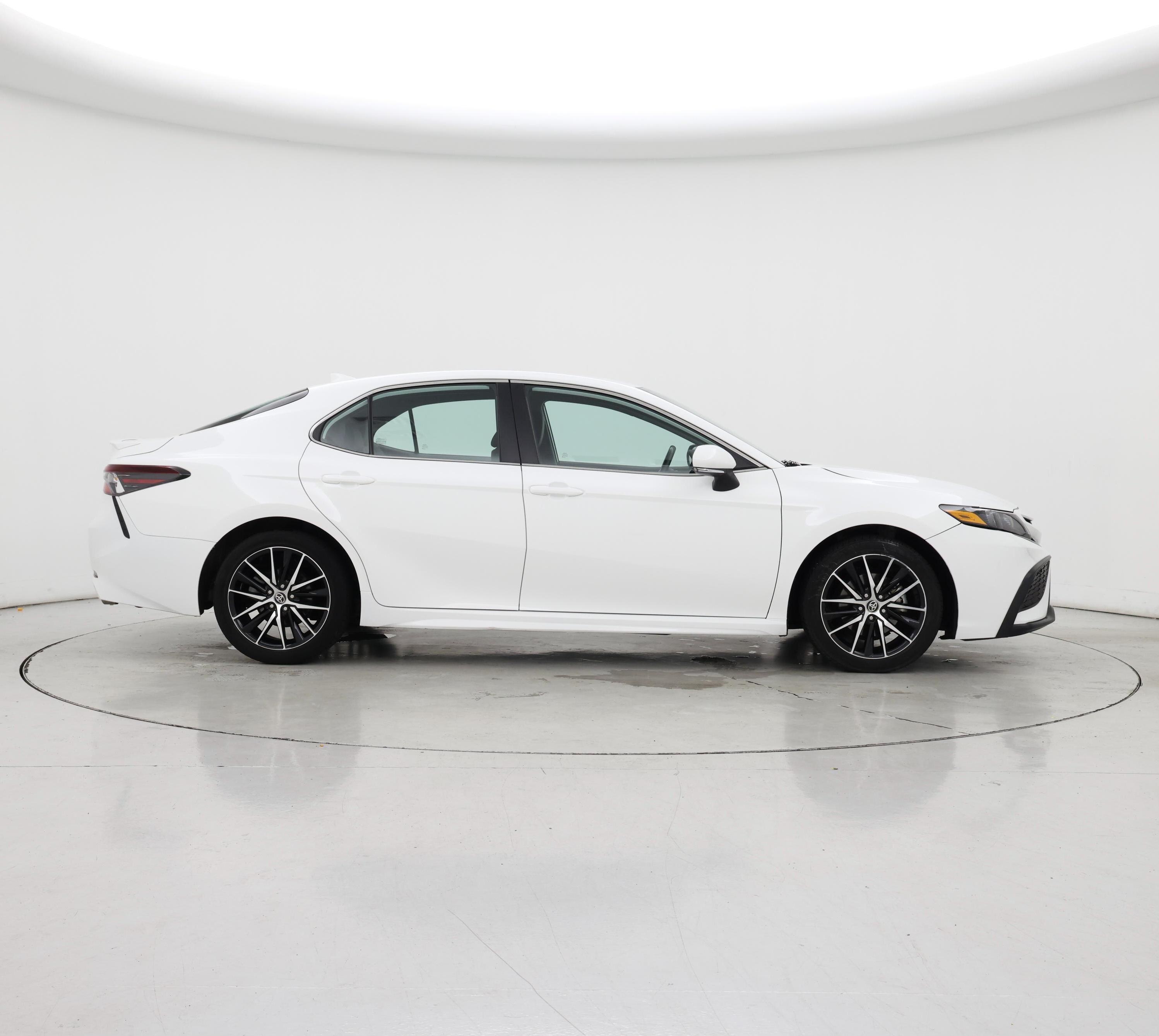 Thumbnail: 2023 Toyota Camry - 7