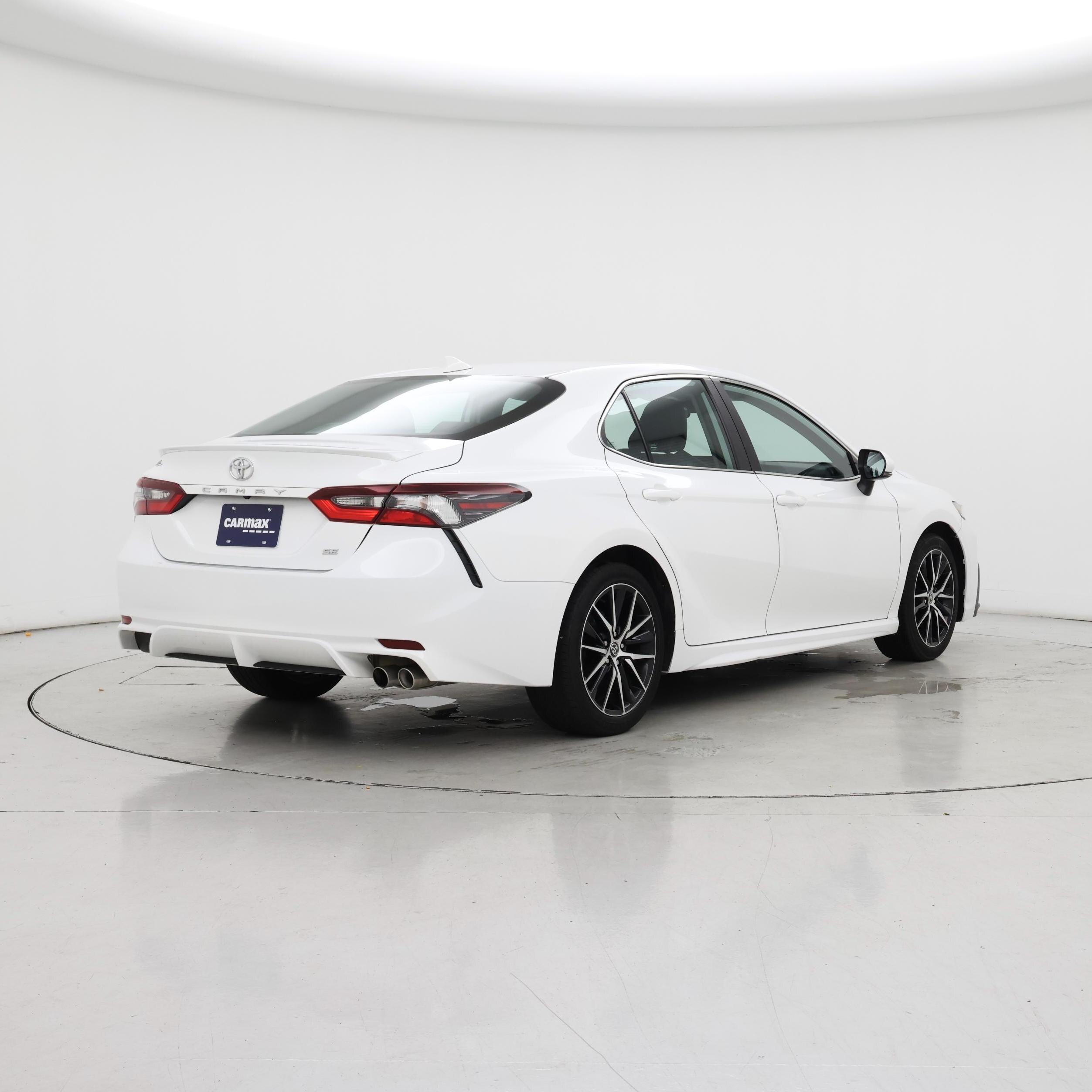 Thumbnail: 2023 Toyota Camry - 8