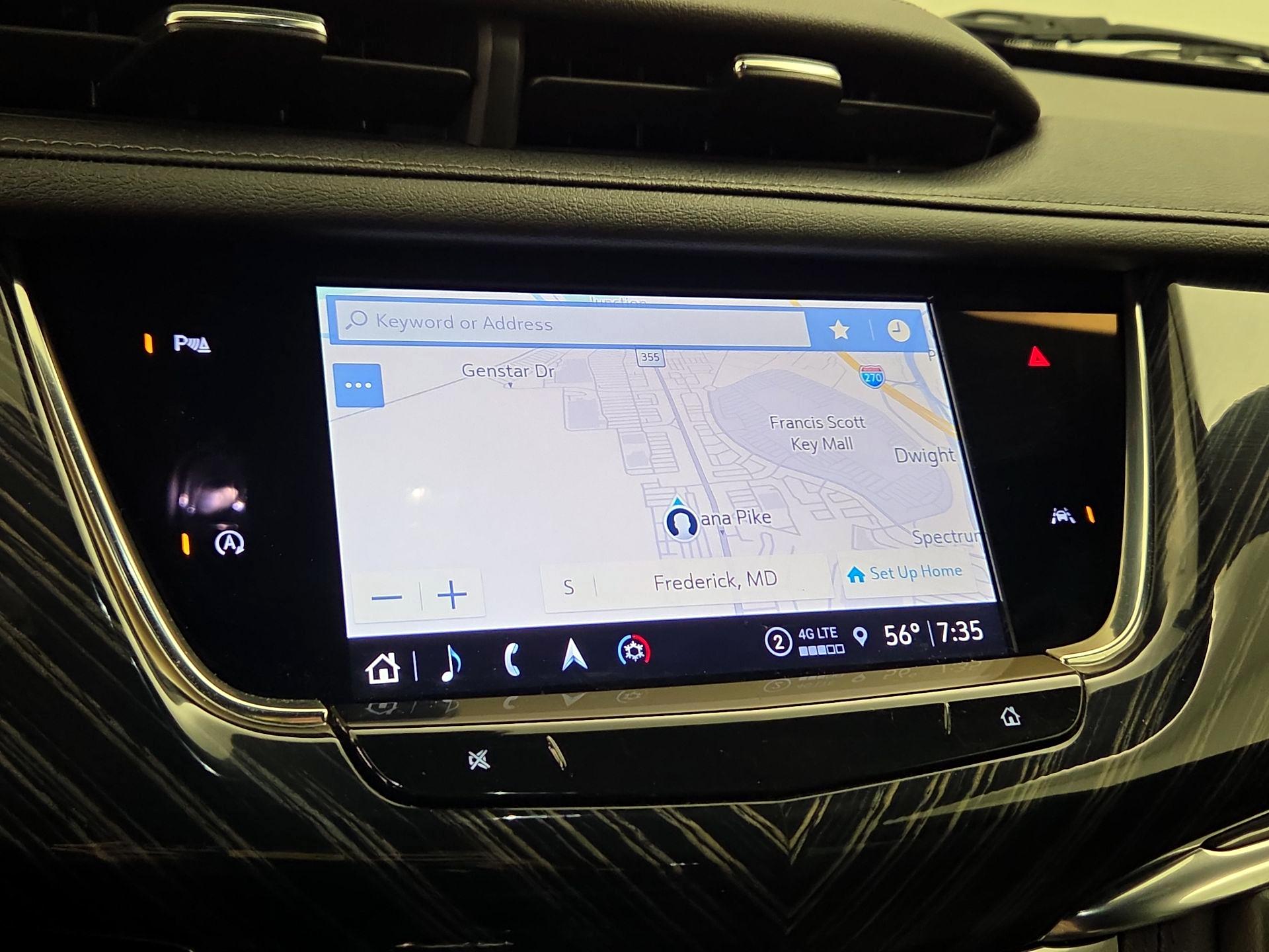 Thumbnail: 2023 Cadillac XT6 - 14