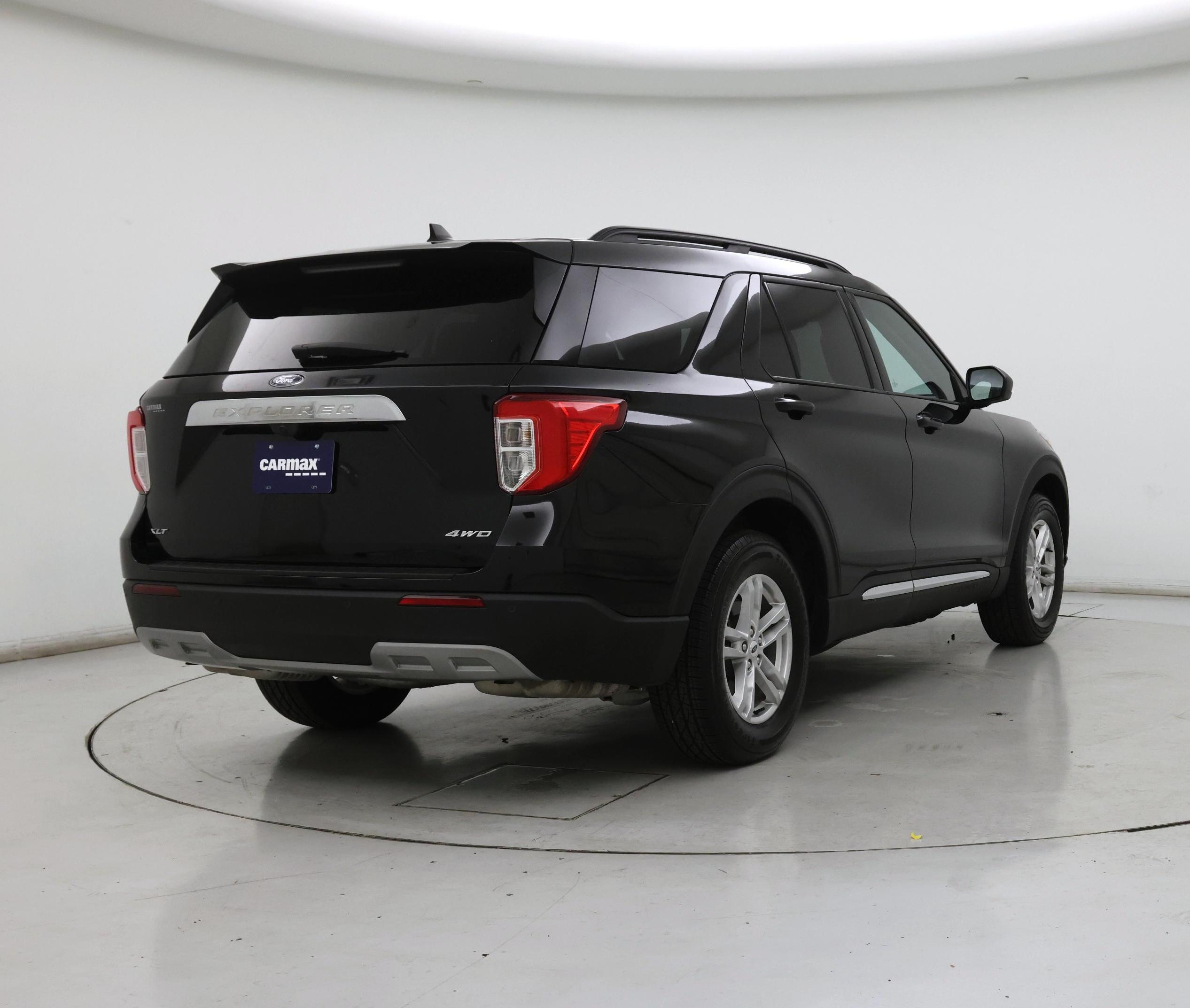 Thumbnail: 2023 Ford Explorer - 8