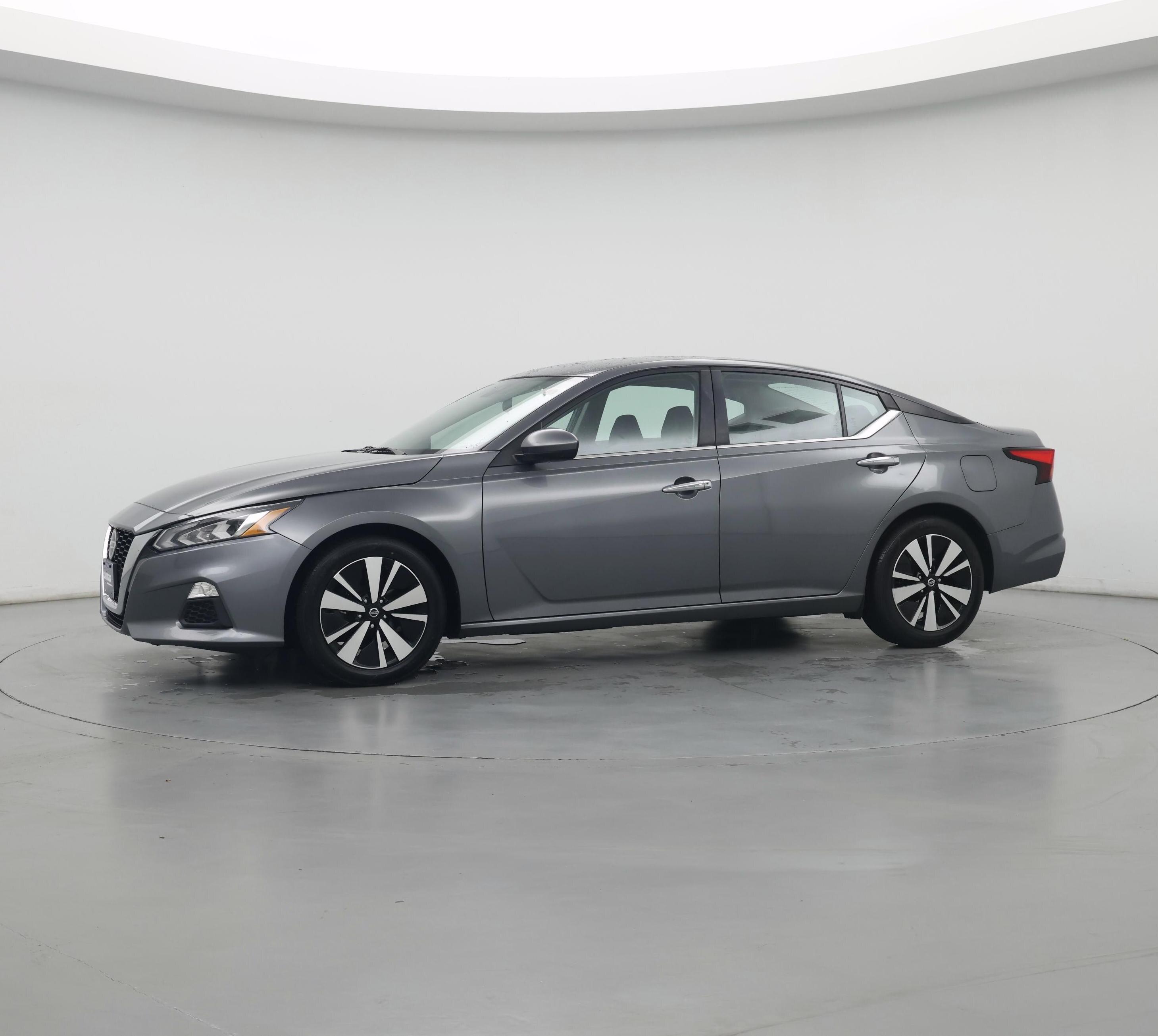 Thumbnail: 2022 Nissan Altima - 4