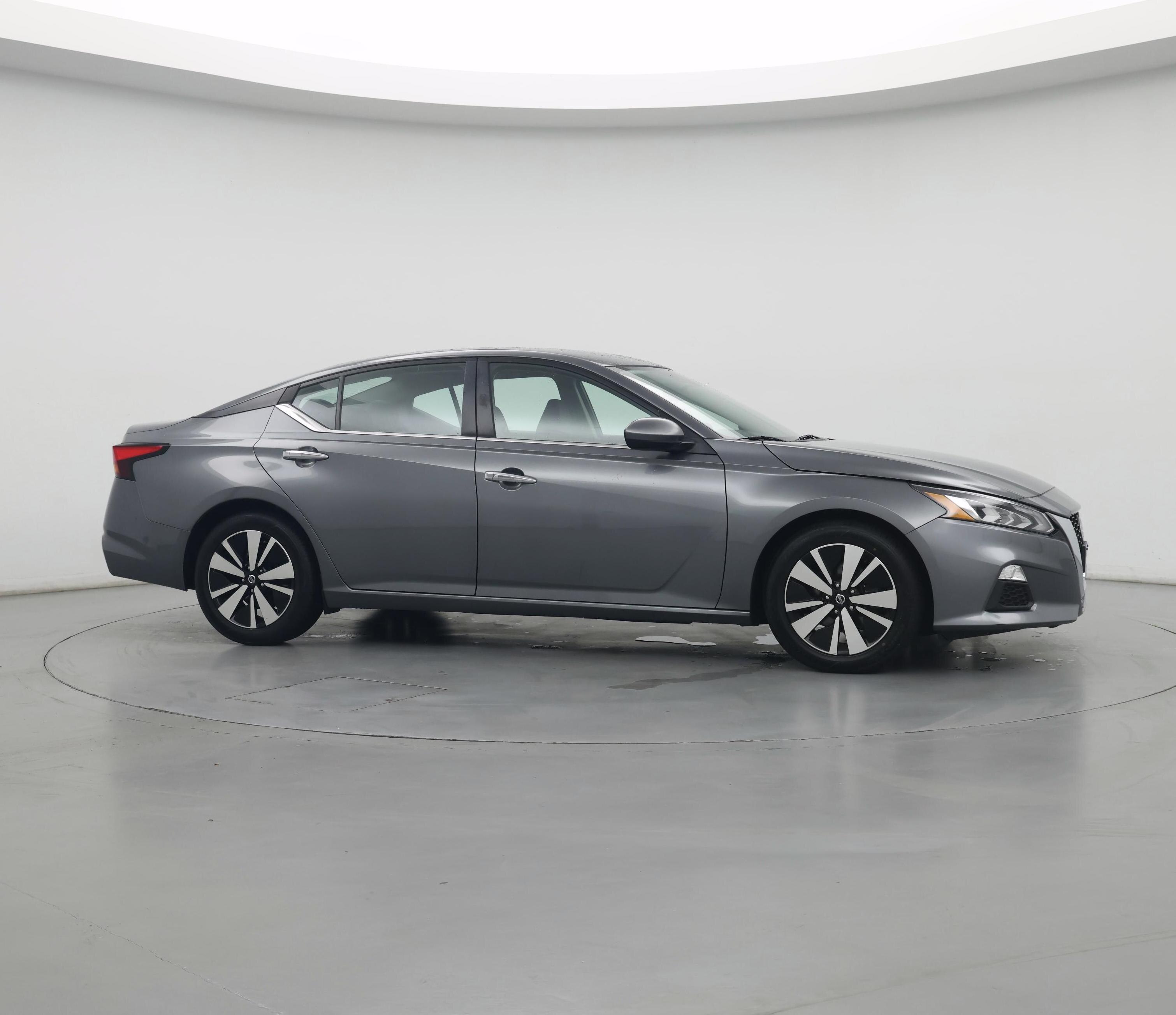 Thumbnail: 2022 Nissan Altima - 7