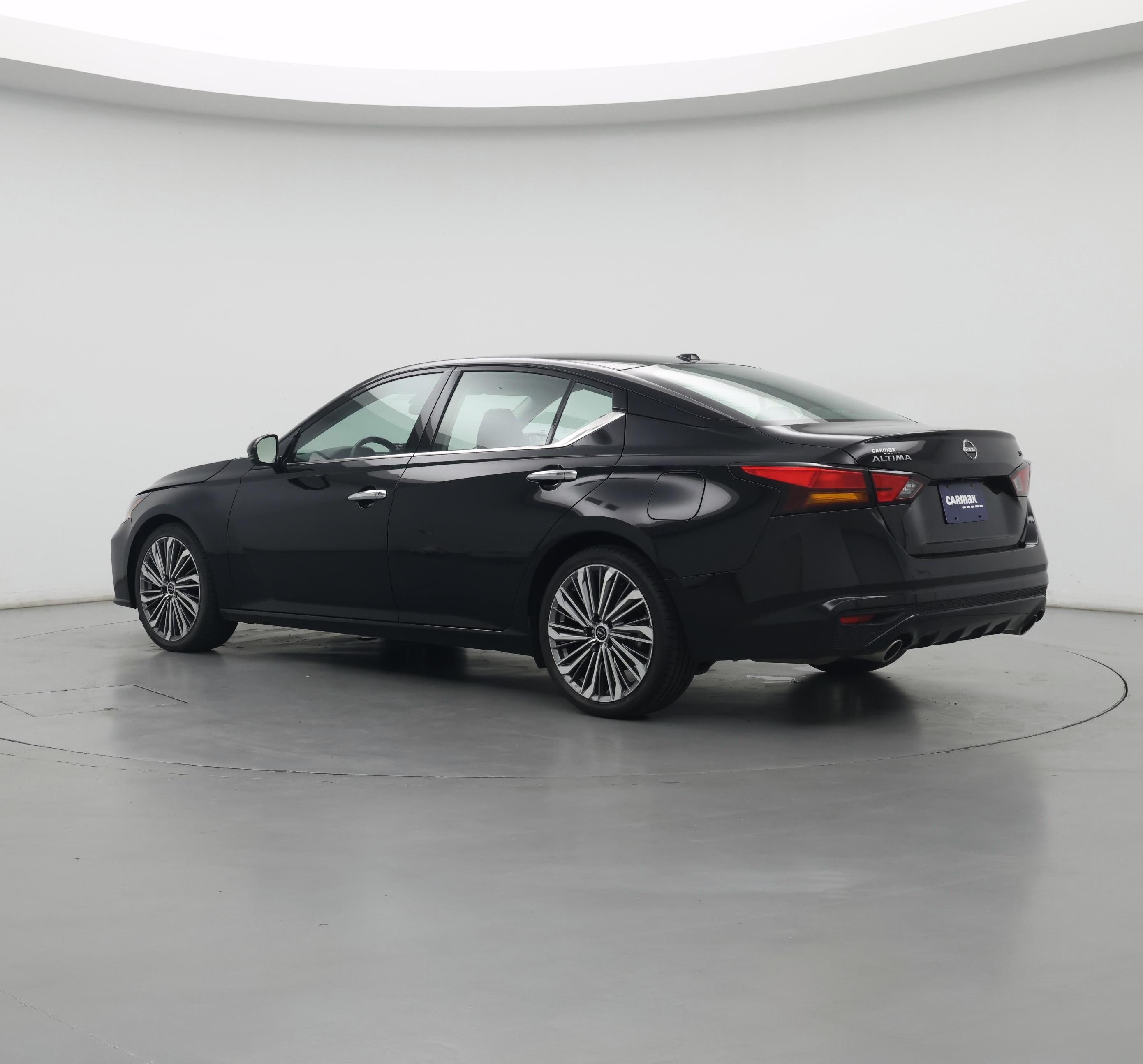 Thumbnail: 2023 Nissan Altima - 4
