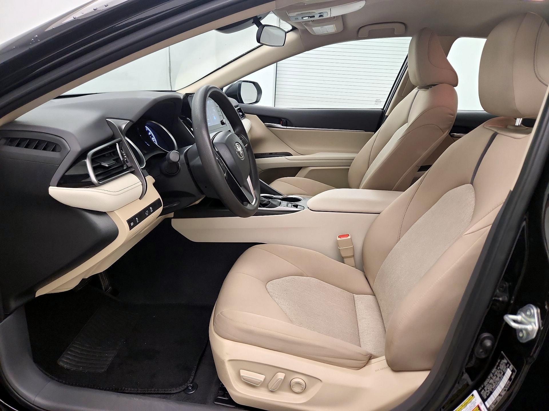 Thumbnail: 2021 Toyota Camry - 11