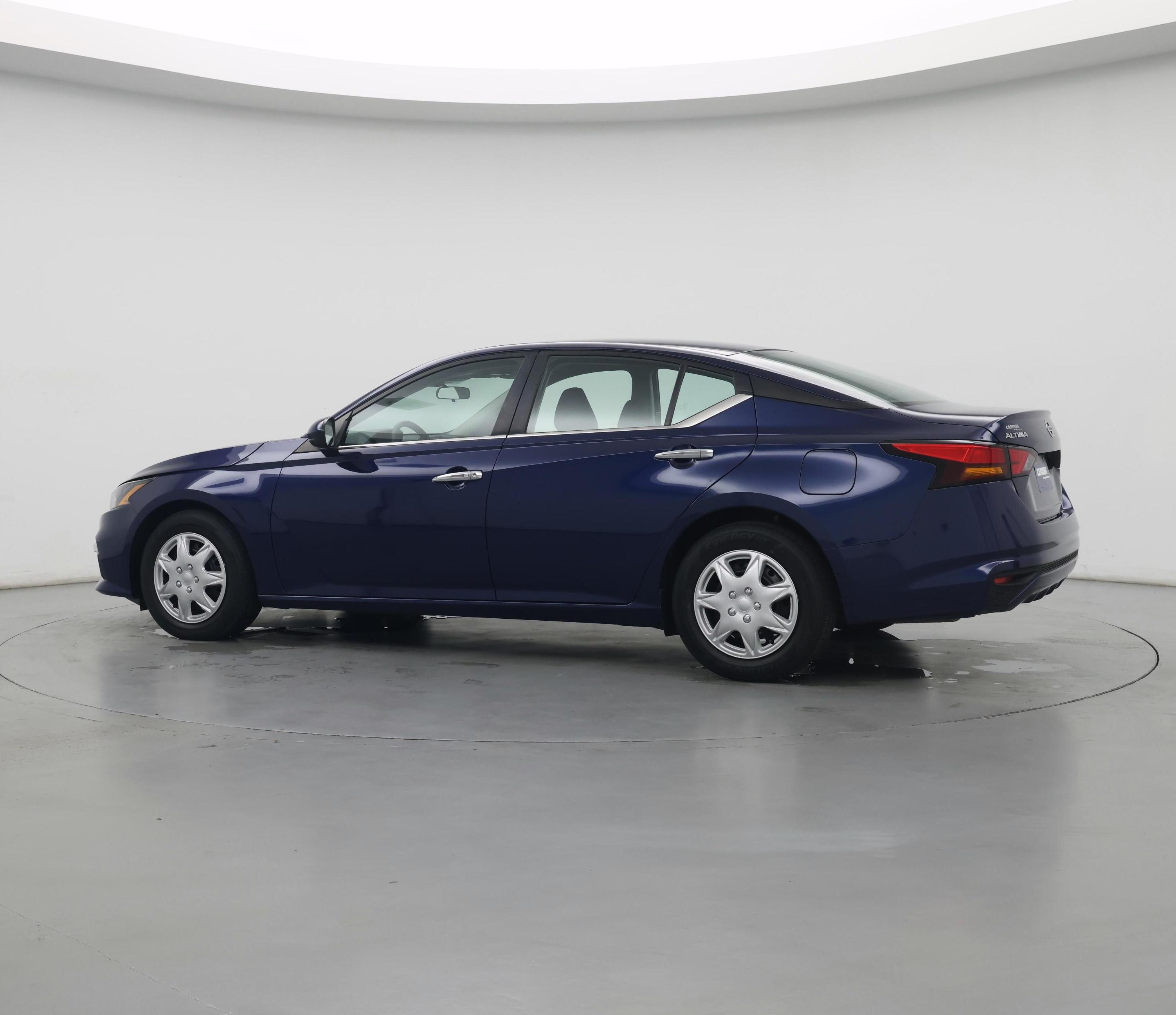 Thumbnail: 2022 Nissan Altima - 3
