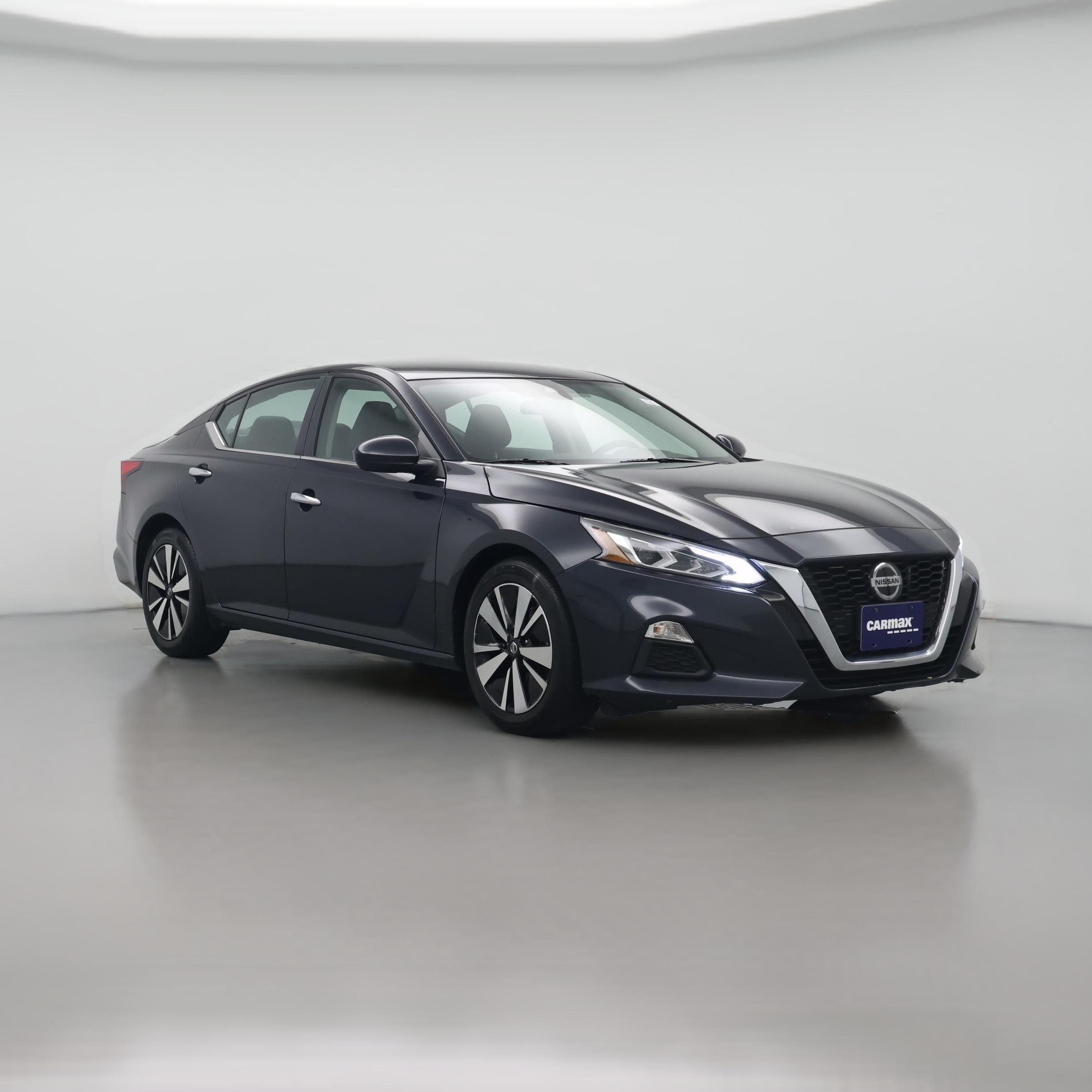 Thumbnail: 2022 Nissan Altima - 1